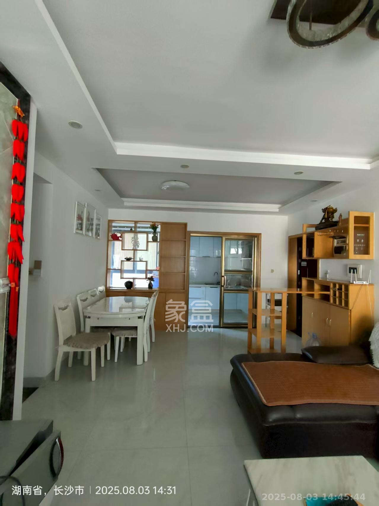 鑫远御文台一期  3室2厅1卫    2600.0元/月 鑫远御文台一期  3室2厅1卫    2600.0元/月室内图