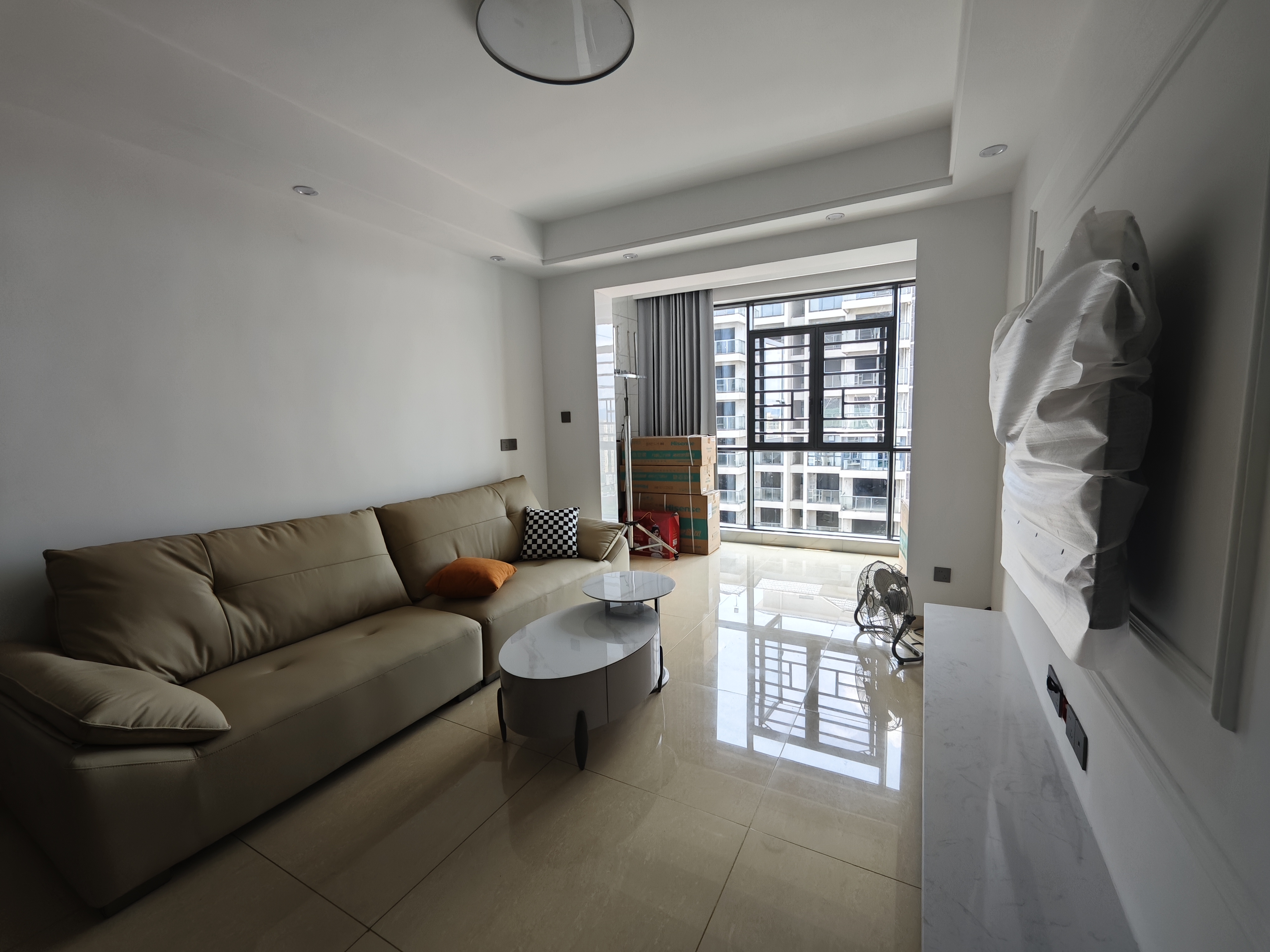 互助小区电梯房 2室2厅1卫 1700.0元/月 互助小区电梯房 2室2厅1卫 1700.0元/月室内图