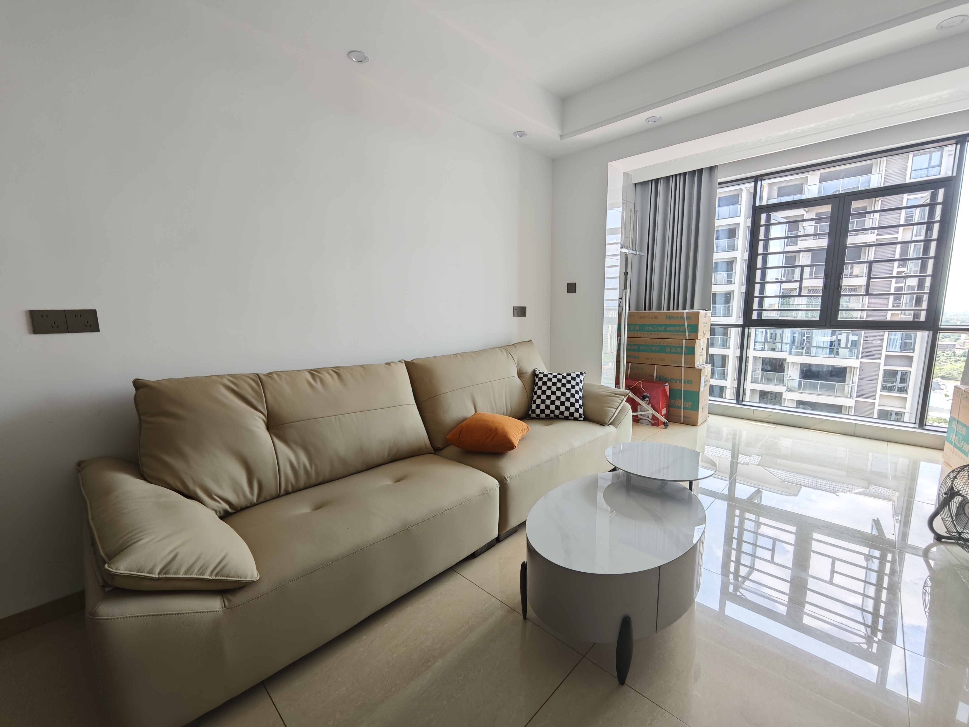 互助小区电梯房 2室2厅1卫 1700.0元/月 互助小区电梯房 2室2厅1卫 1700.0元/月室内图