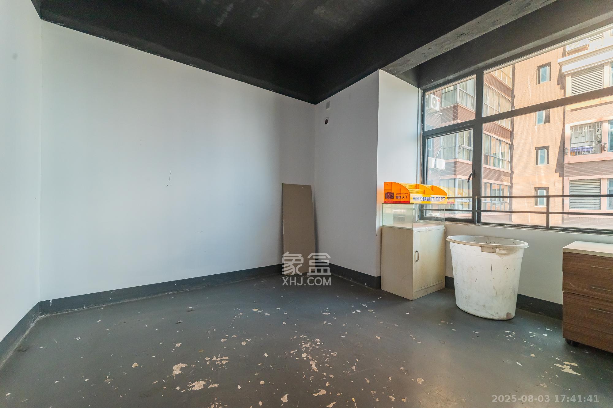 尚城 3室2厅1卫 50.0万 尚城 3室2厅1卫 50.0万其他