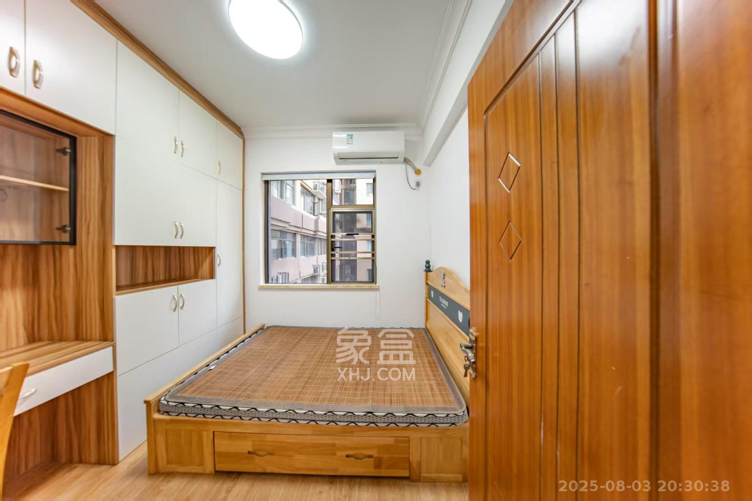 江山帝景哈佛  3室2厅1卫    2300.0元/月 江山帝景哈佛  3室2厅1卫    2300.0元/月室内图