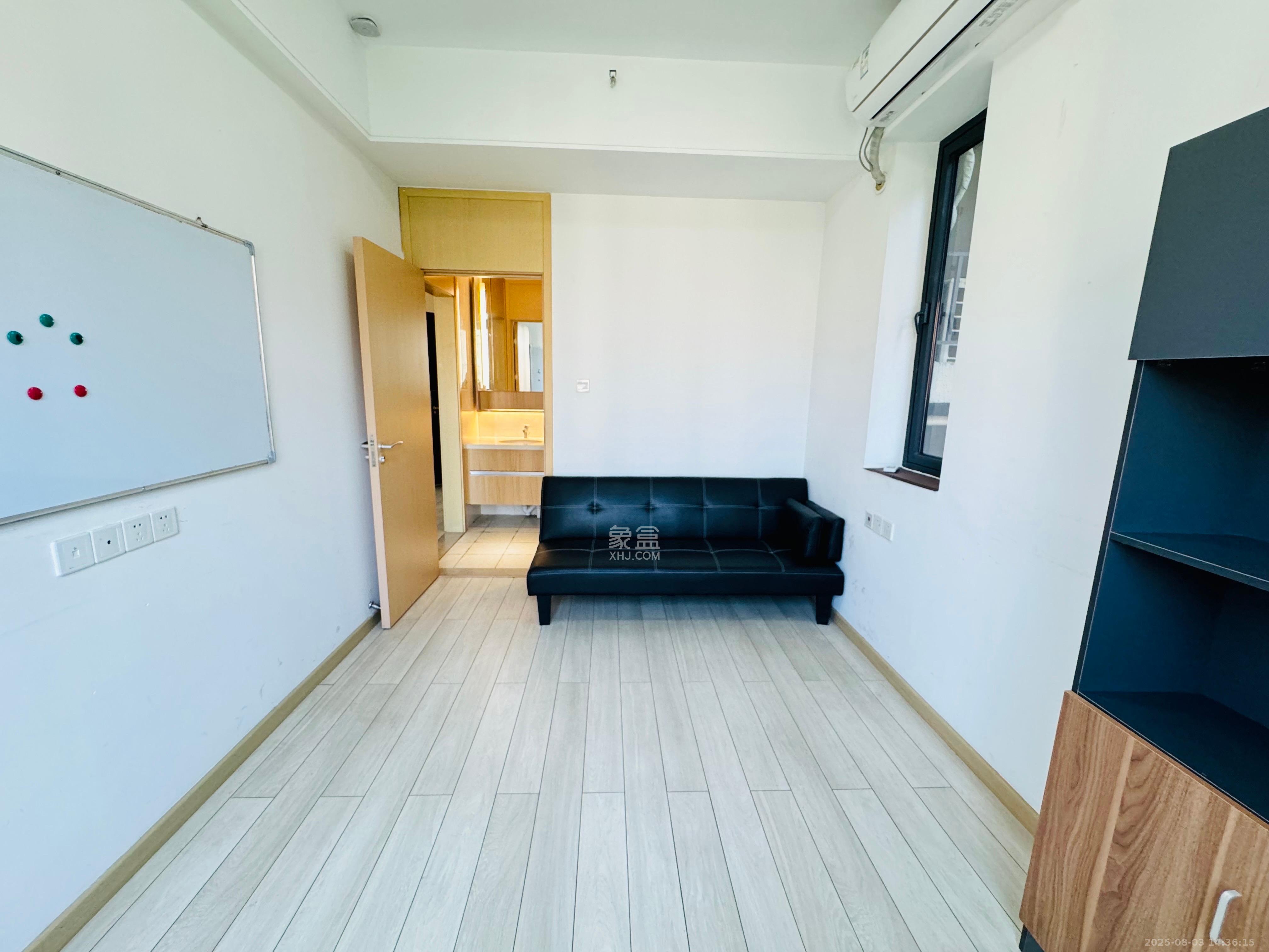 启迪协信中心 2室2厅1卫 2800.0元/月 启迪协信中心 2室2厅1卫 2800.0元/月室内图