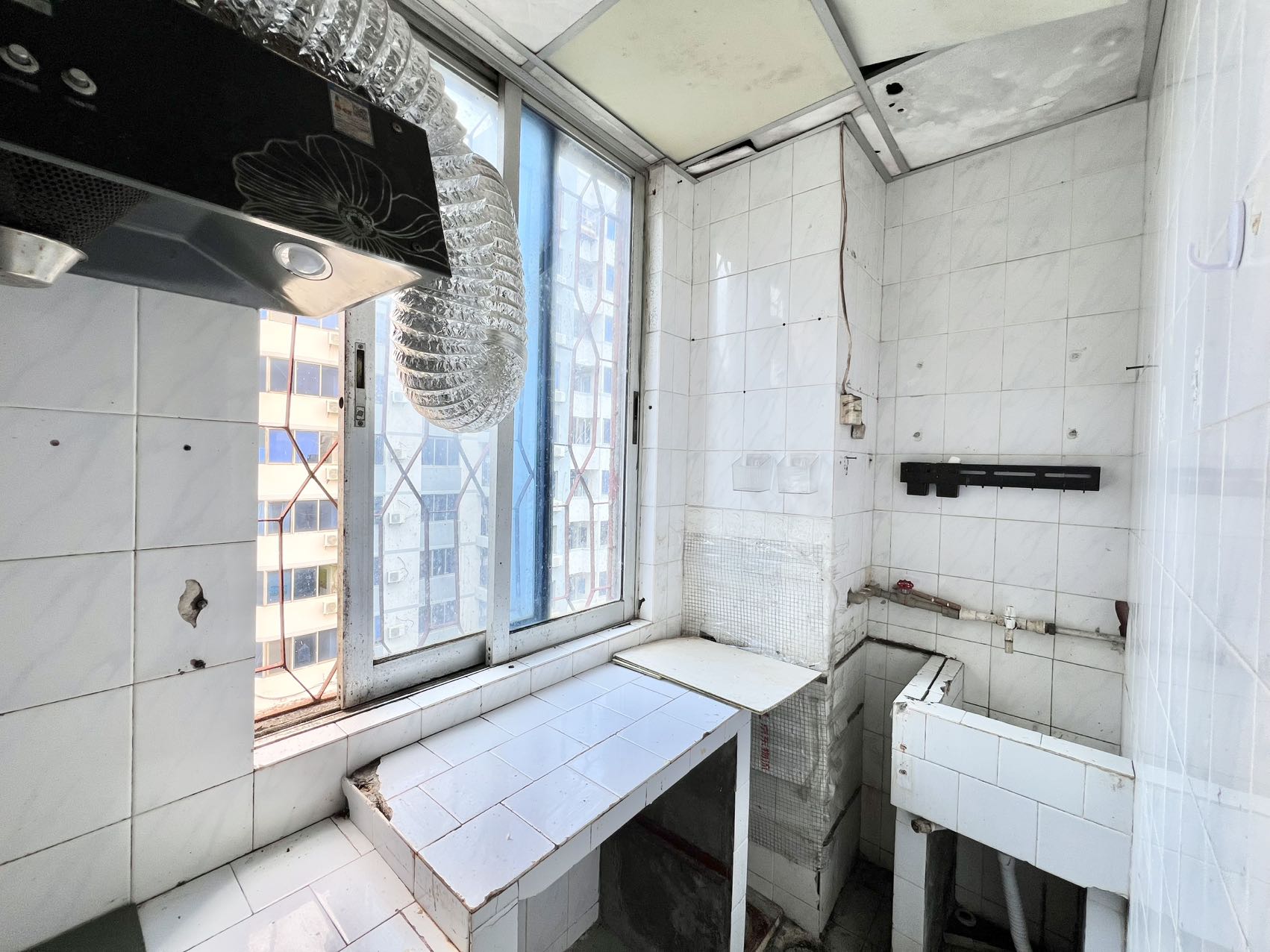 国科园小区 1室1厅1卫 1300.0元/月 国科园小区 1室1厅1卫 1300.0元/月室内图