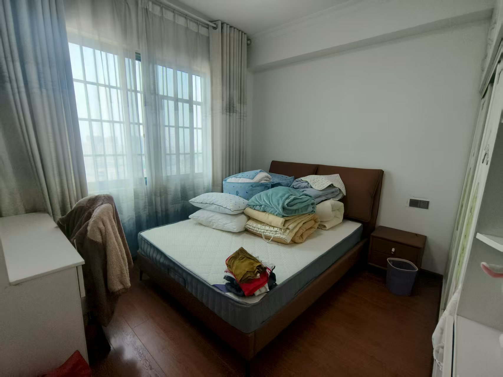 鹏利广场 3室2厅2卫 2480.0元/月 鹏利广场 3室2厅2卫 2480.0元/月室内图