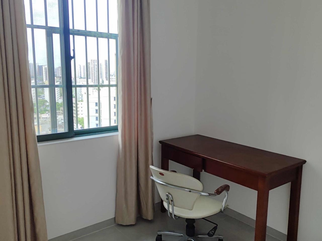 景观花园  3室1厅1卫   2500.00元/月室内图