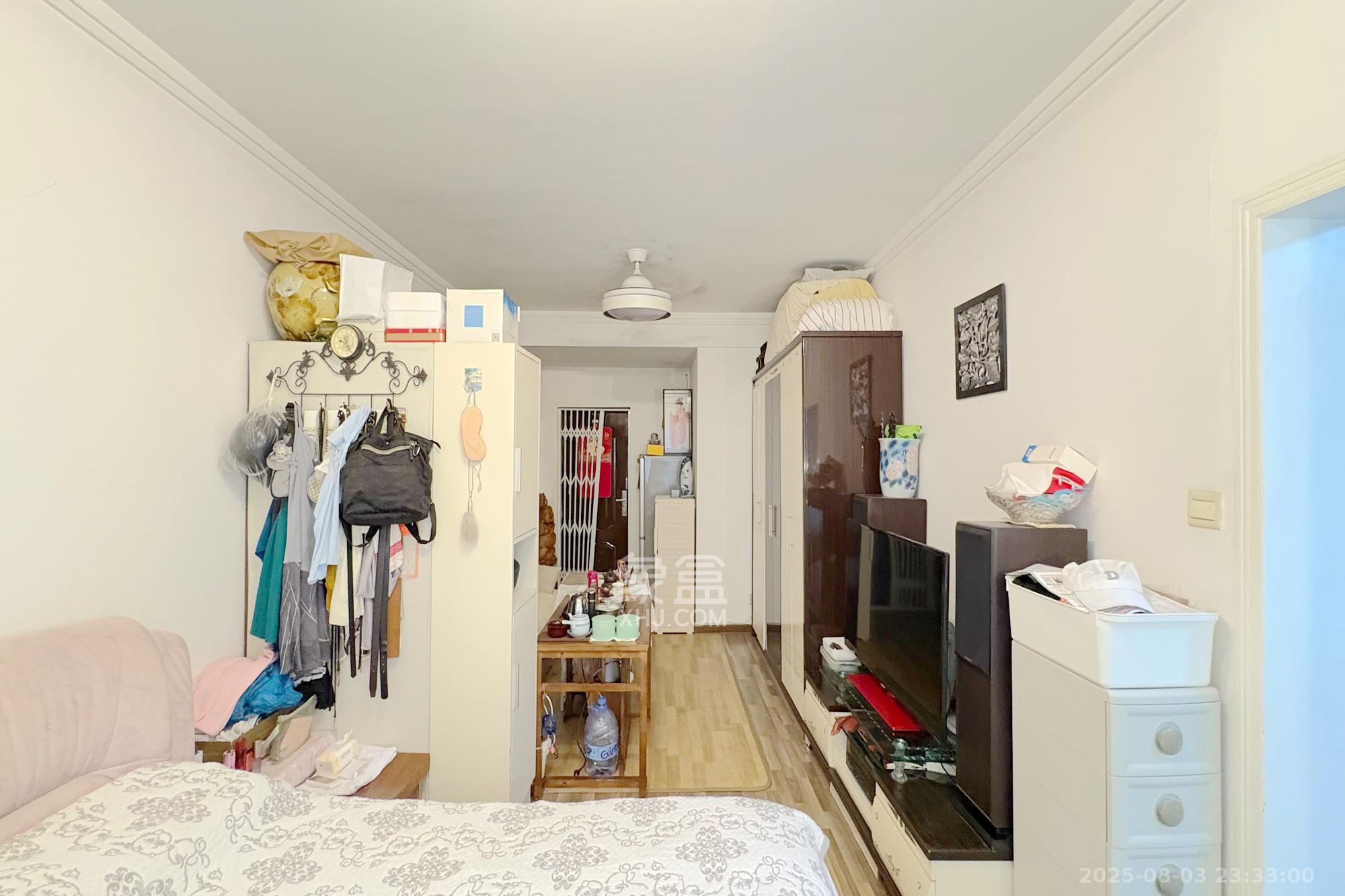 添景阁 1室1厅1卫 35.0万 添景阁 1室1厅1卫 35.0万客厅