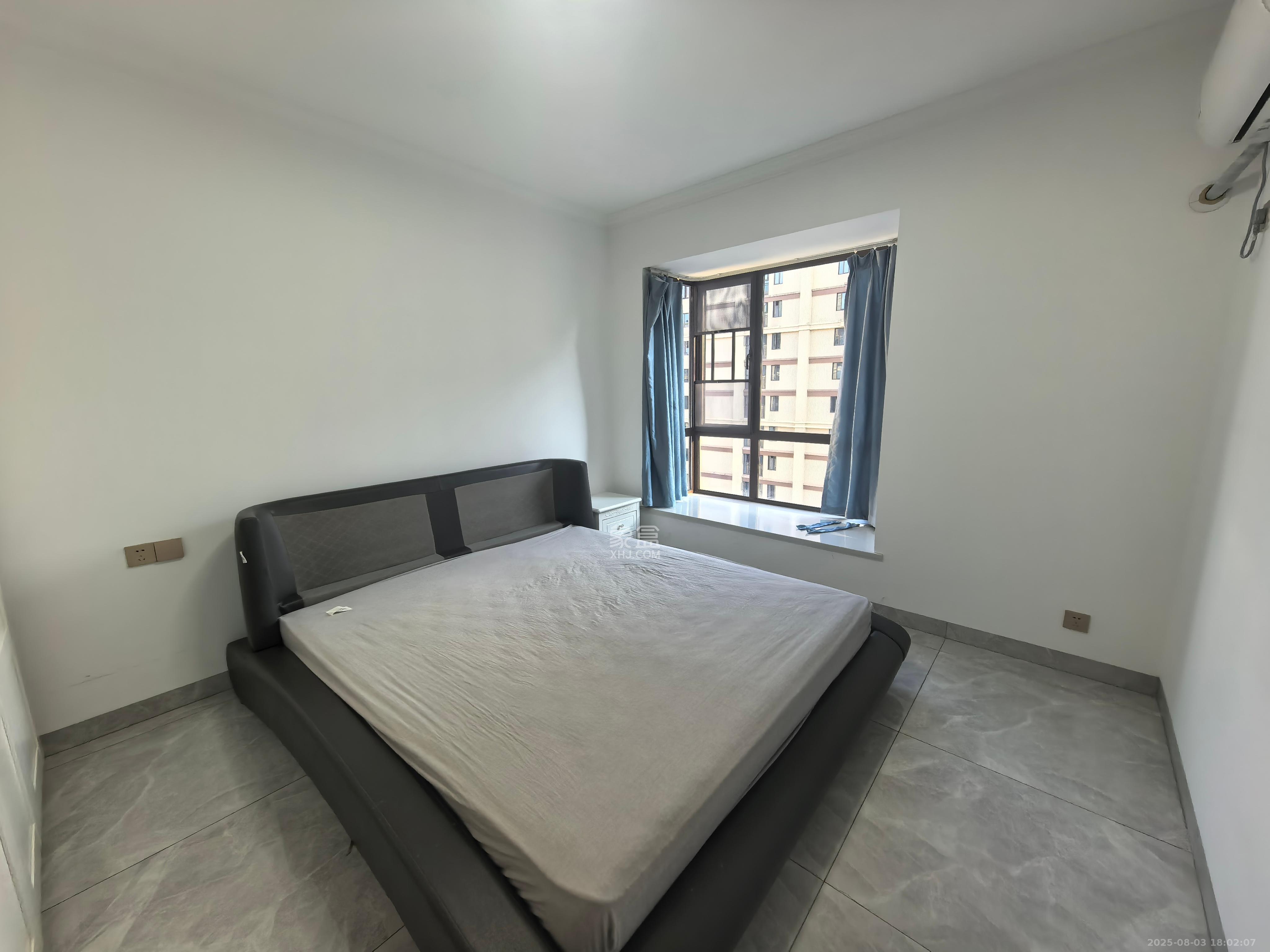 惟泽园  3室2厅2卫    2500.0元/月室内图