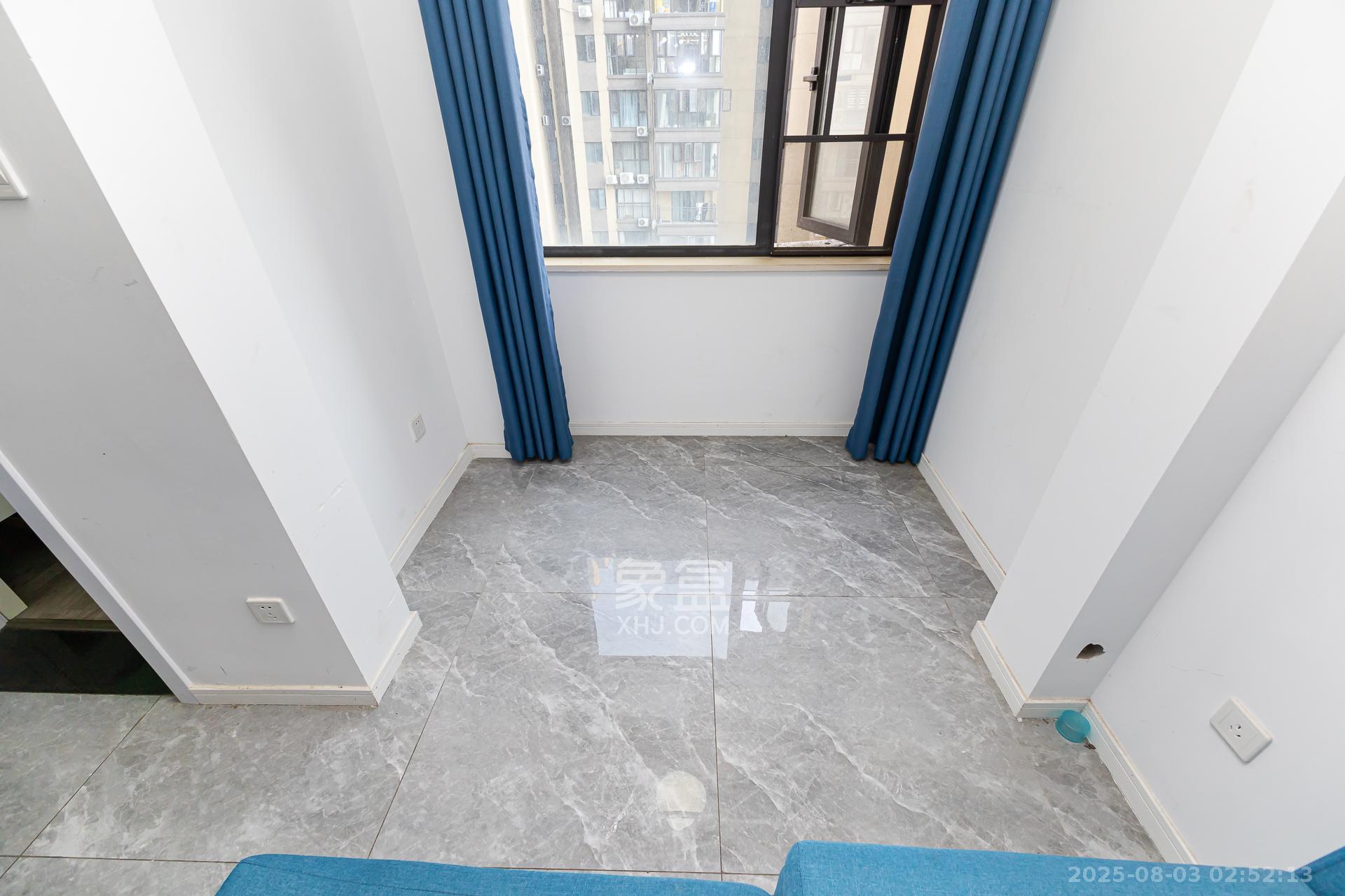 勤诚达境界城  3室2厅1卫    66.0万 勤诚达境界城  3室2厅1卫    66.0万阳台