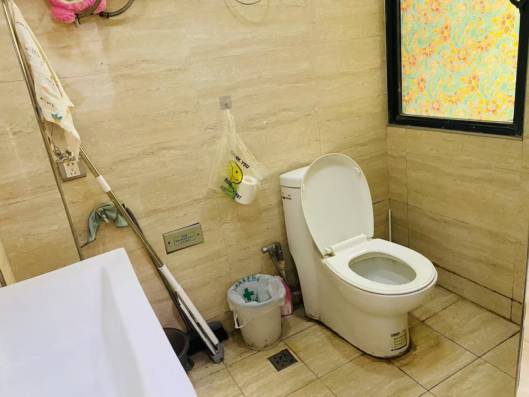 水映豪廷(一,二,三期) 1室0厅0卫 1400.0元/月 水映豪廷(一,二,三期) 1室0厅0卫 1400.0元/月室内图