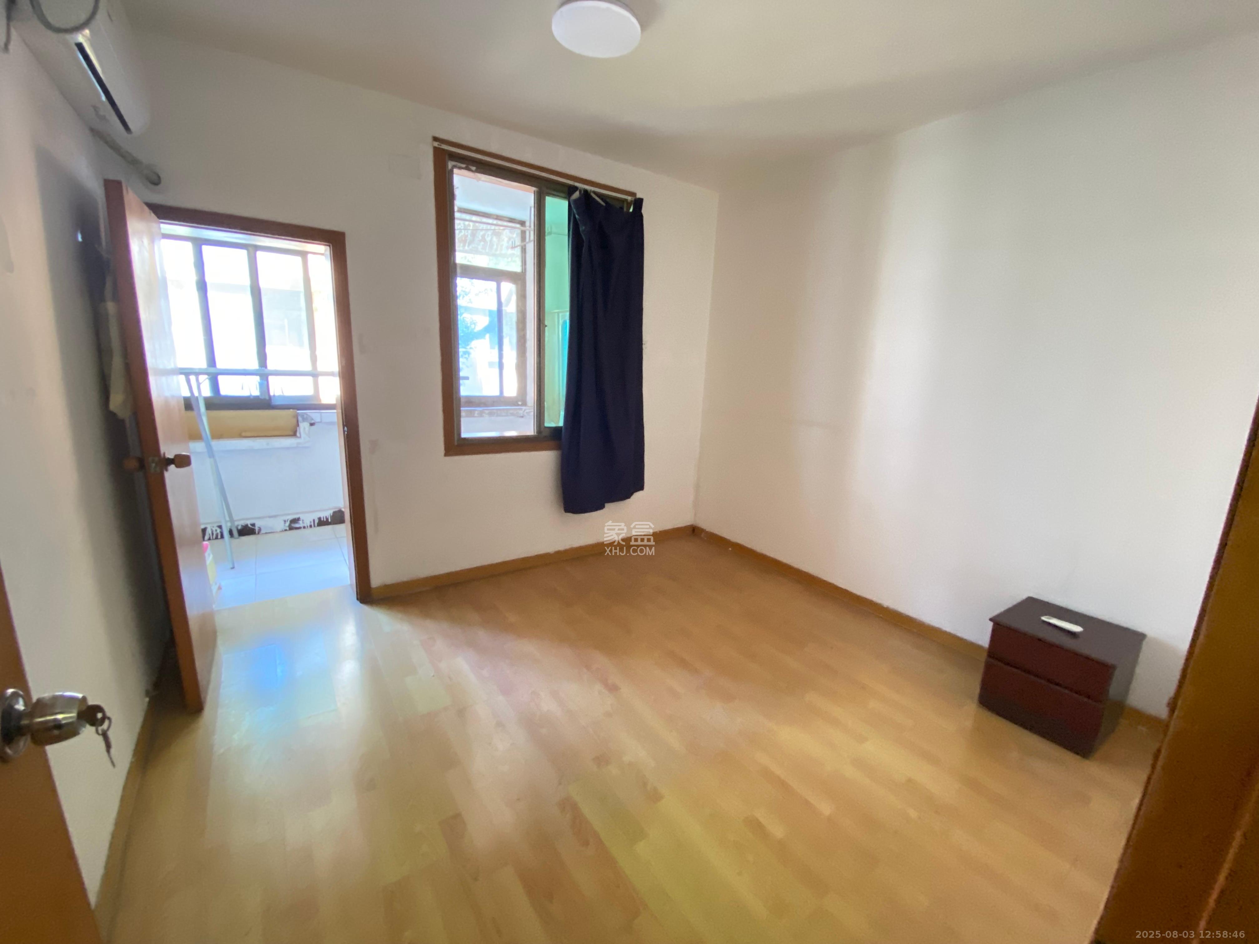 省林勘院  2室1厅1卫    1600.0元/月室内图