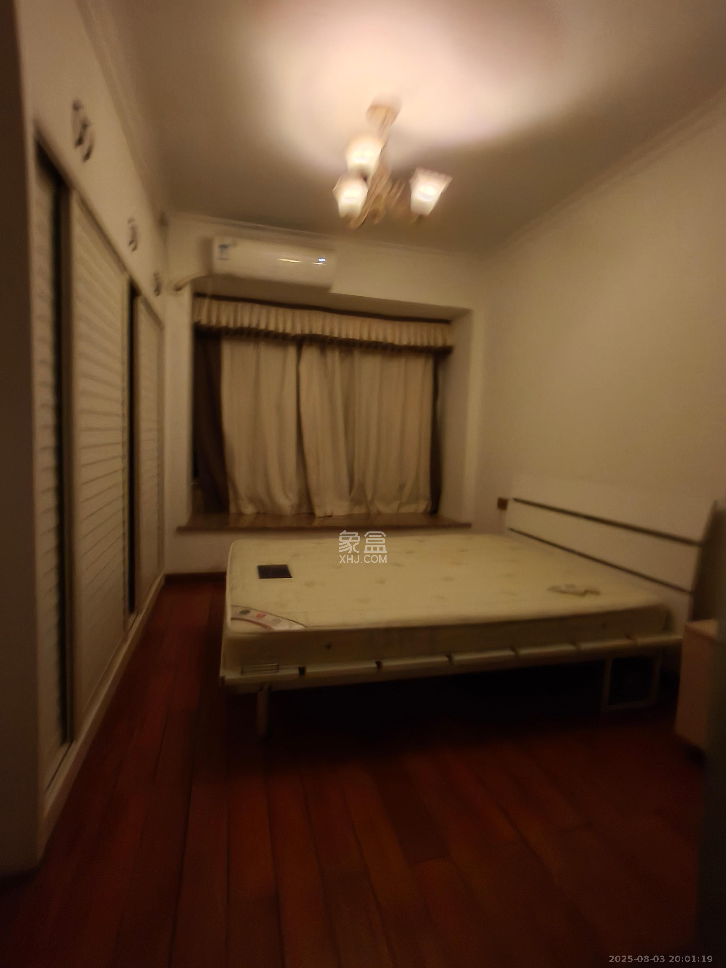 高林仕家  3室2厅1卫   2100.00元/月室内图