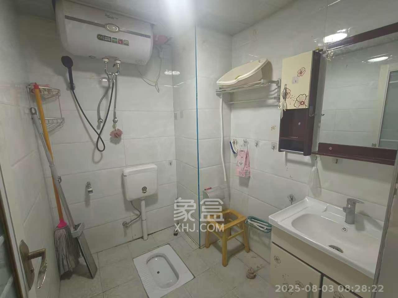 曙光领峰（曙光家园）  1室1厅1卫    1700.0元/月室内图