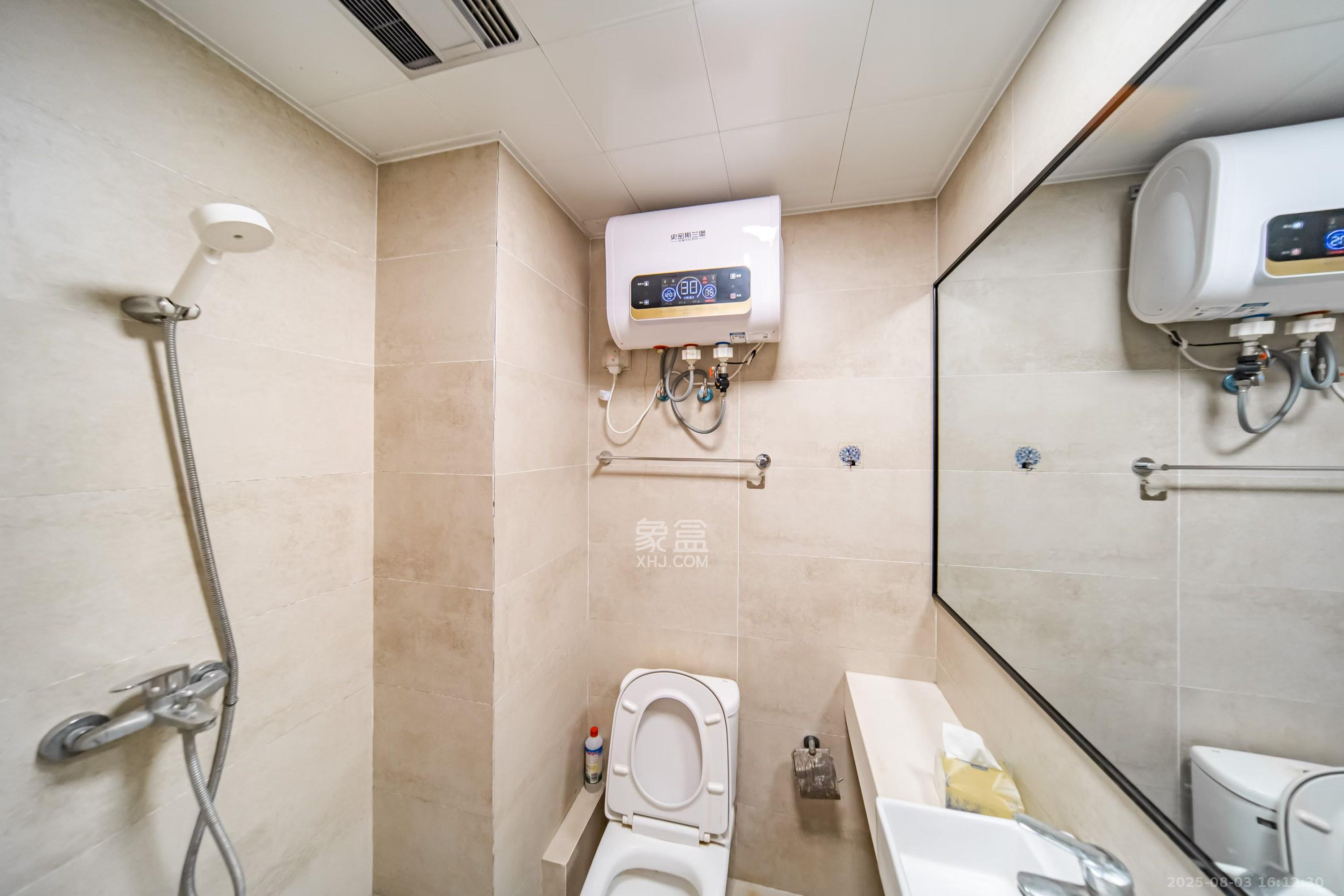 兰亭湾畔 1室1厅1卫 900.0元/月 兰亭湾畔 1室1厅1卫 900.0元/月室内图