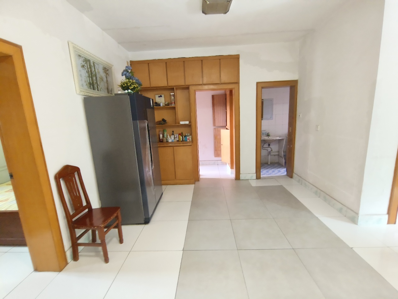 银桥小区 3室2厅1卫 1200.0元/月 银桥小区 3室2厅1卫 1200.0元/月室内图