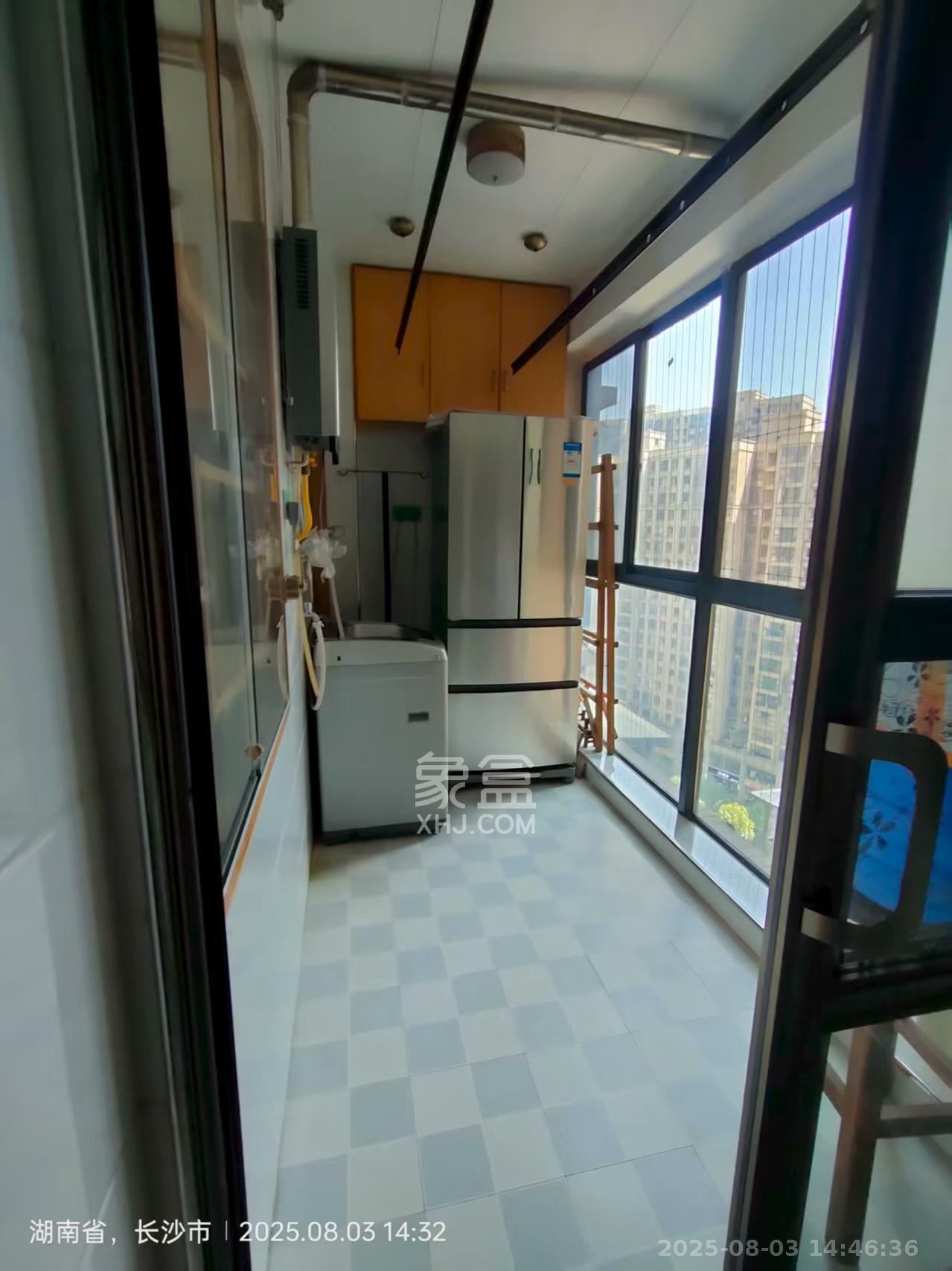 鑫远御文台一期  3室2厅1卫    2600.0元/月 鑫远御文台一期  3室2厅1卫    2600.0元/月室内图