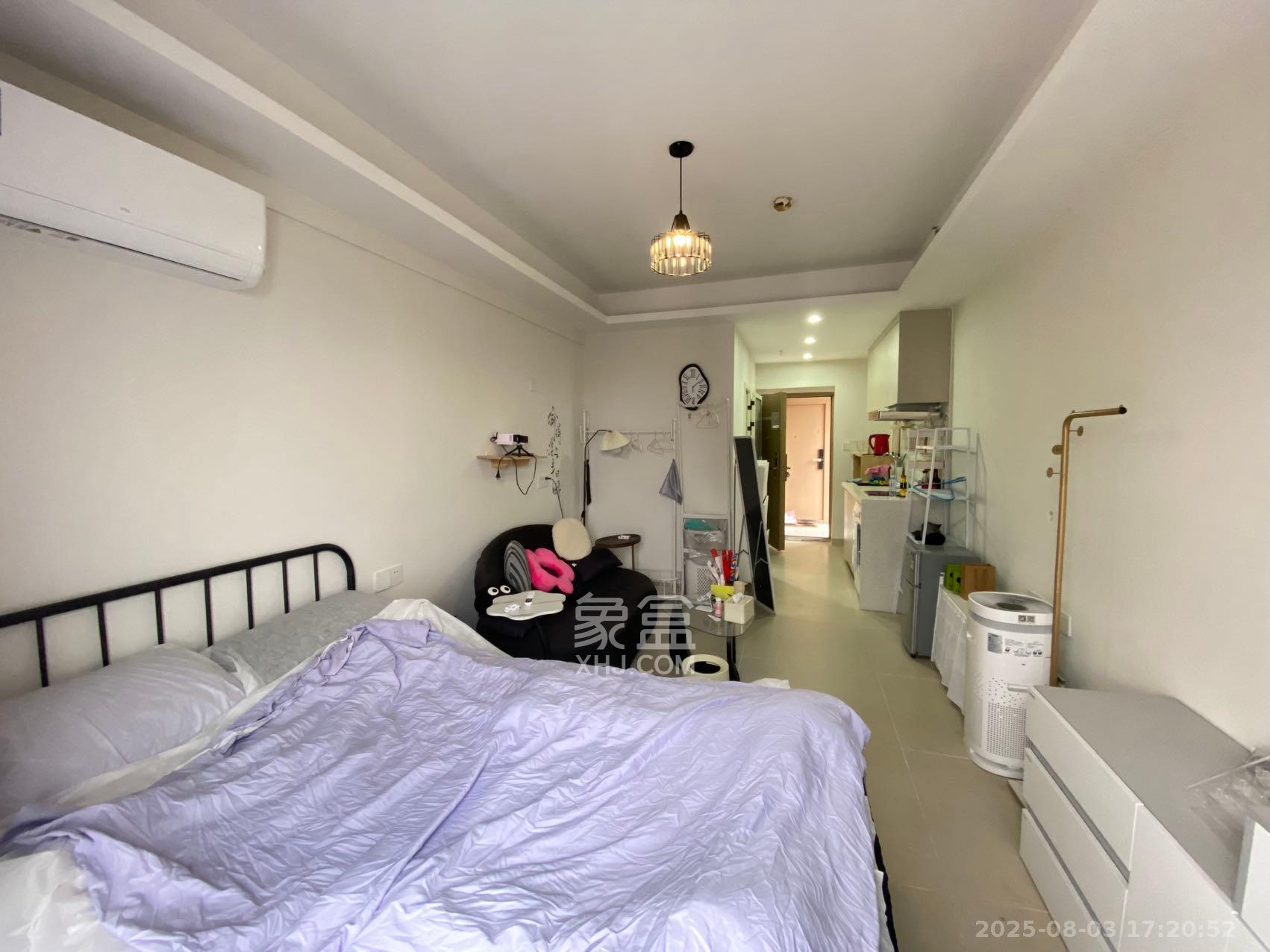 卓越江岸  1室0厅0卫    1700.0元/月室内图