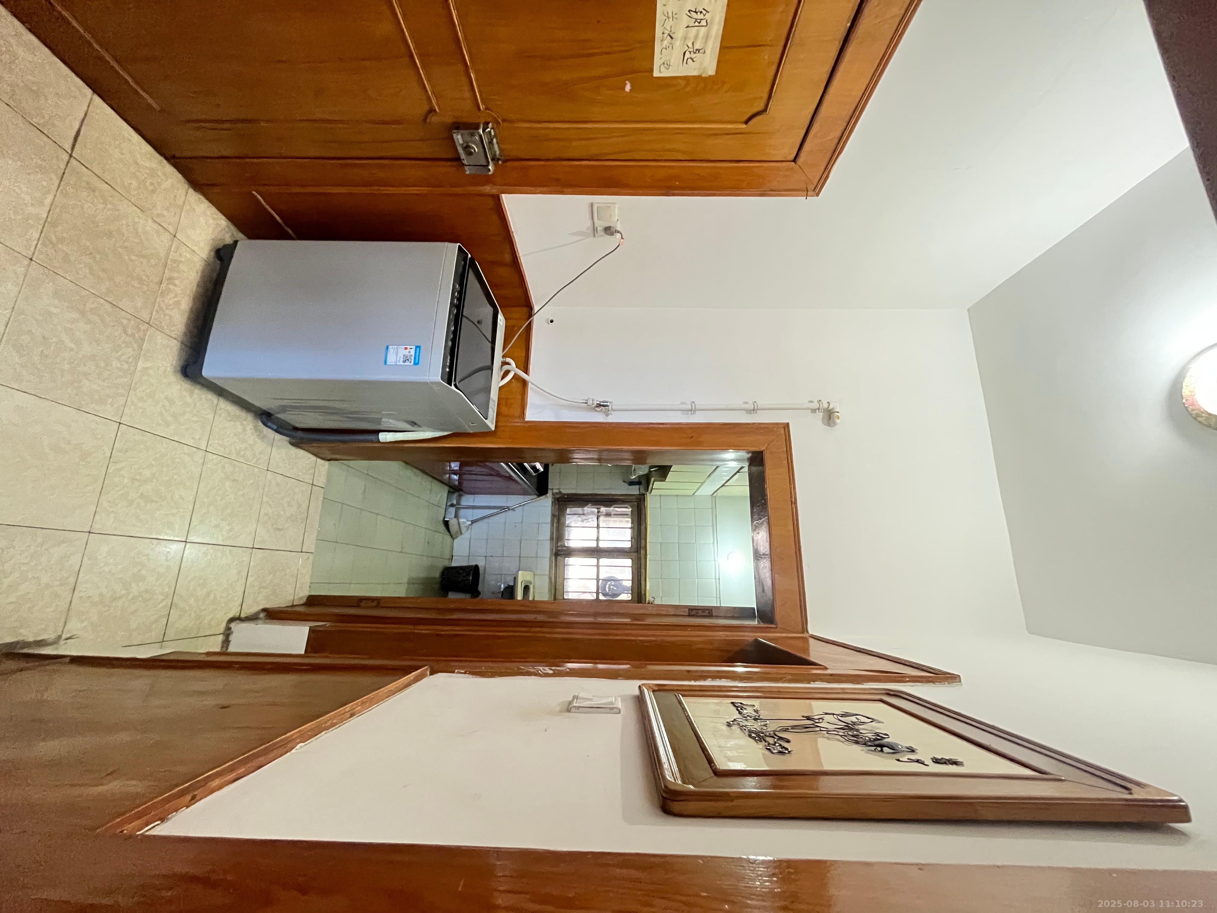 汽贸大厦 2室1厅1卫 2200.0元/月 汽贸大厦 2室1厅1卫 2200.0元/月室内图