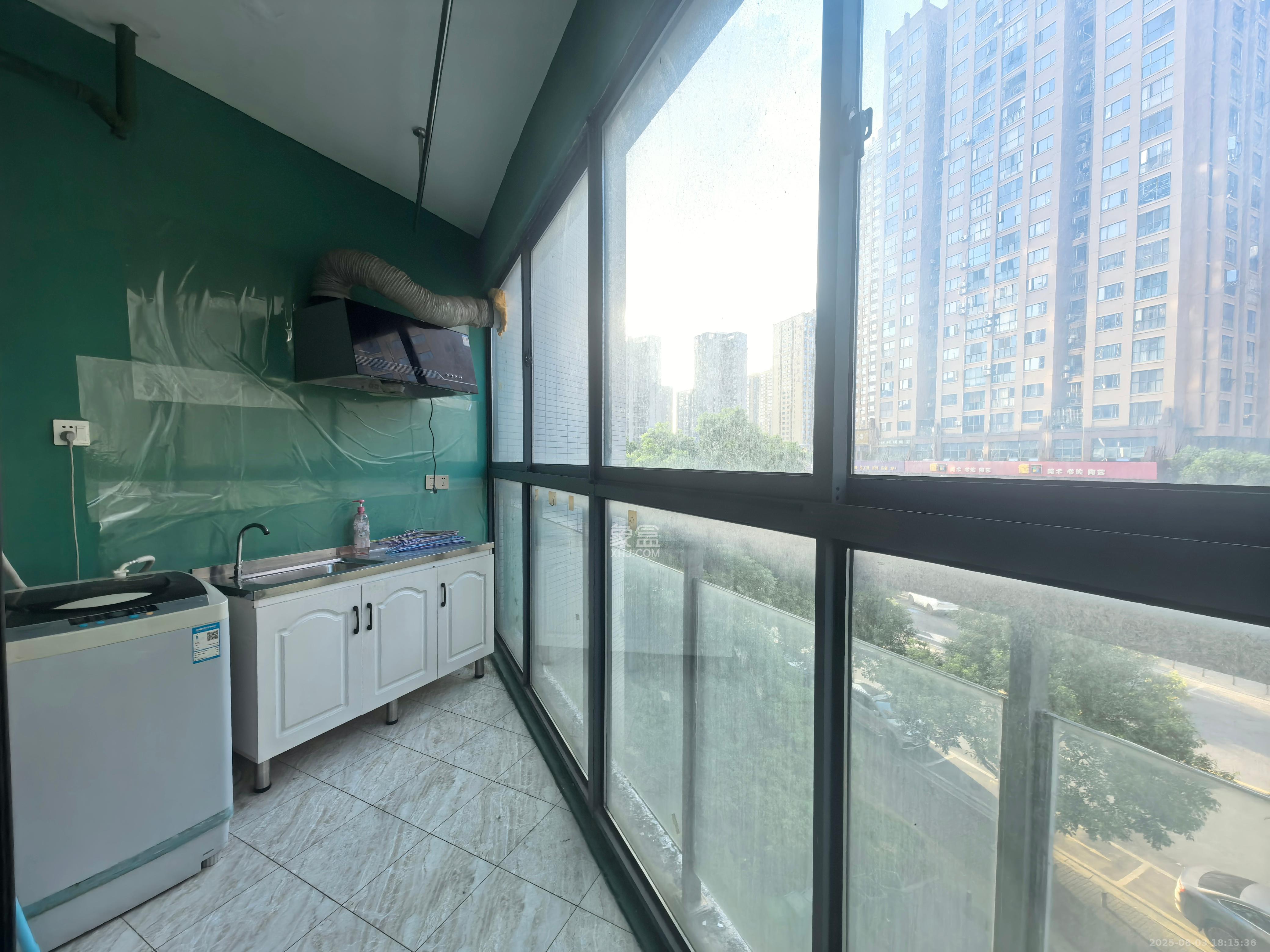 星城映象  1室1厅1卫    1300.0元/月室内图