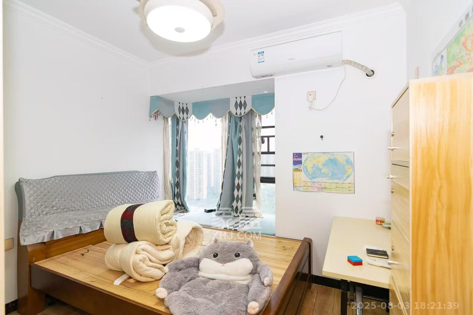 润和紫郡一期  5室2厅2卫    3000.0元/月室内图