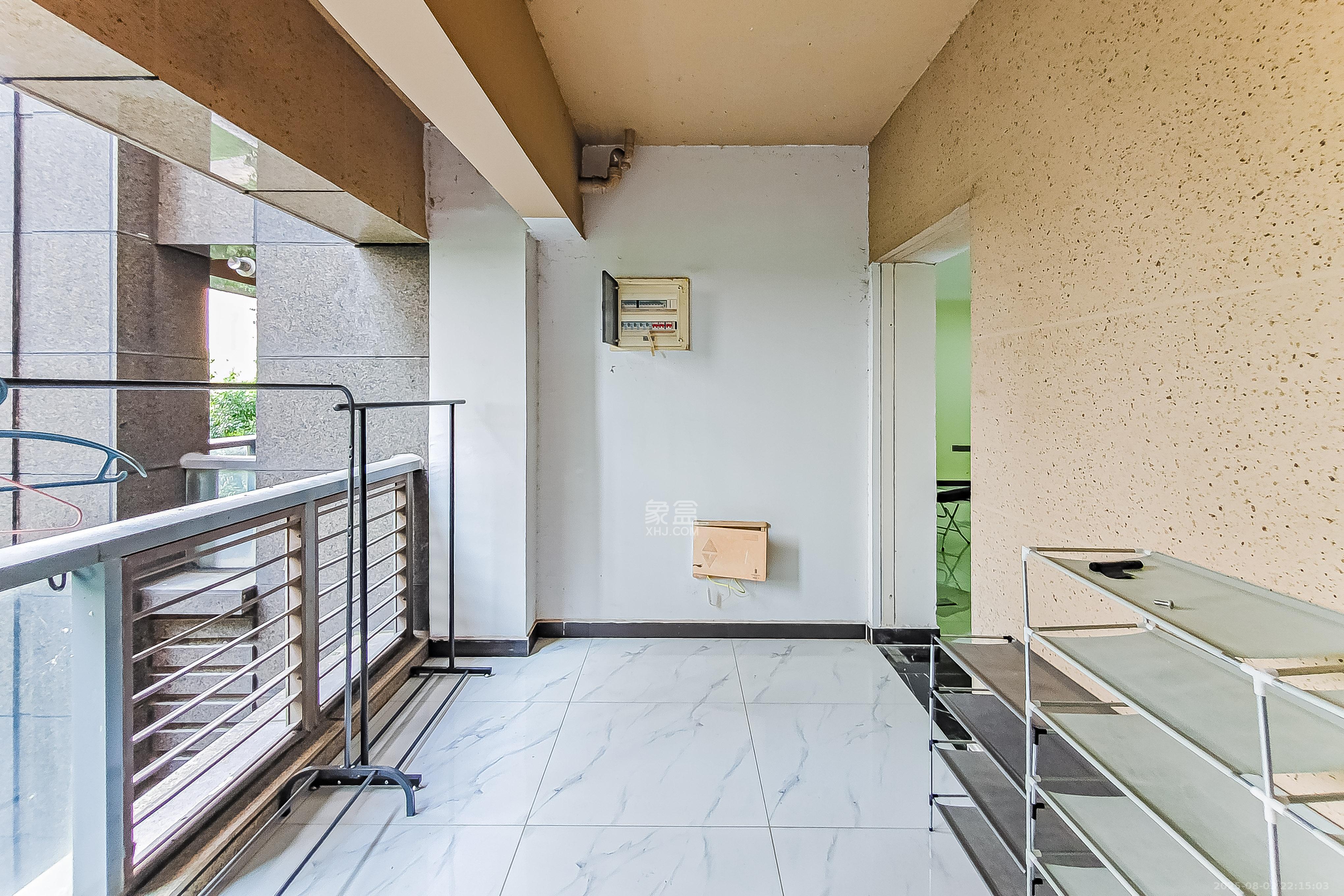 保利国际广场  4室2厅2卫    280.0万其他