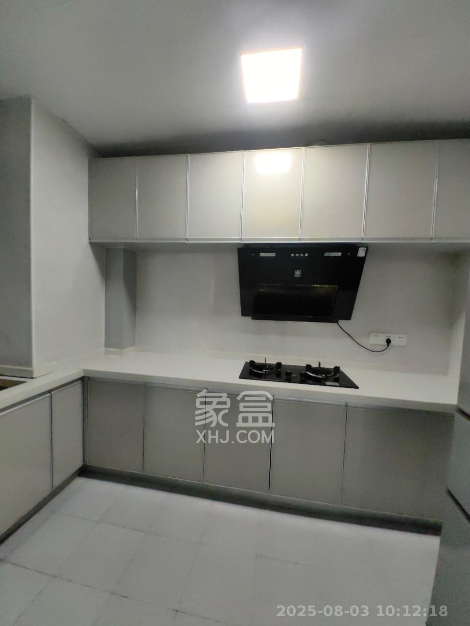 长房云时代  3室2厅2卫    2600.0元/月 长房云时代  3室2厅2卫    2600.0元/月室内图