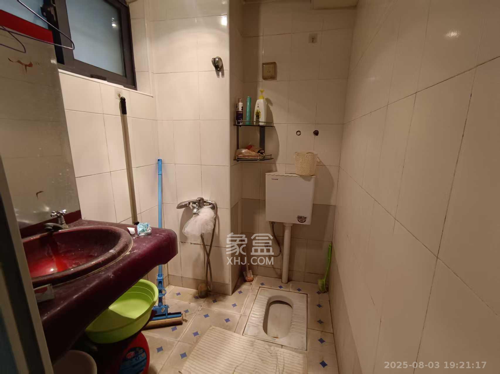 阳光100二期  1室1厅1卫    1500.0元/月室内图