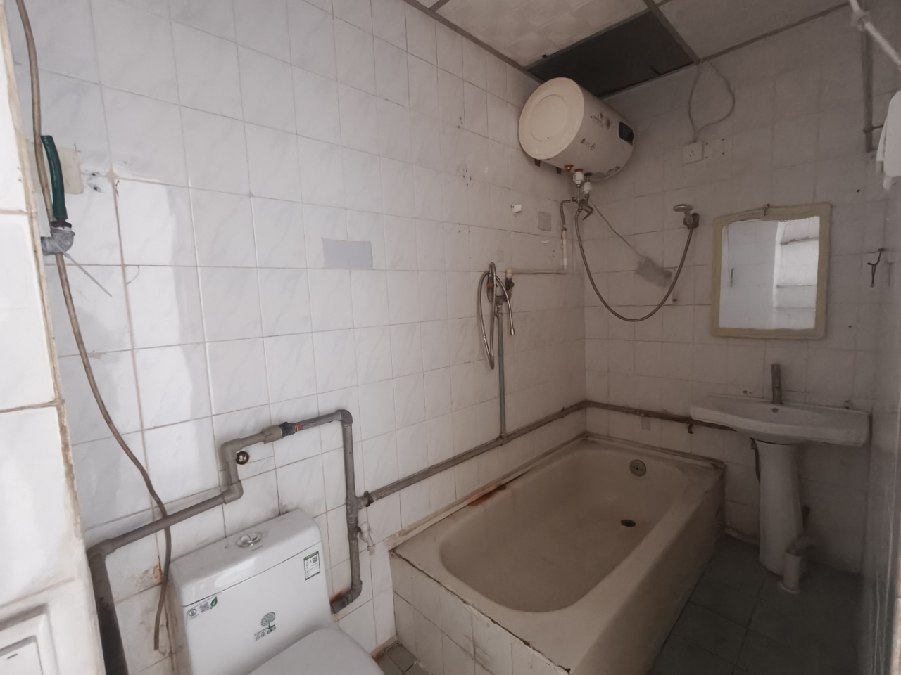 国科园小区 2室2厅1卫 1500.0元/月 国科园小区 2室2厅1卫 1500.0元/月室内图