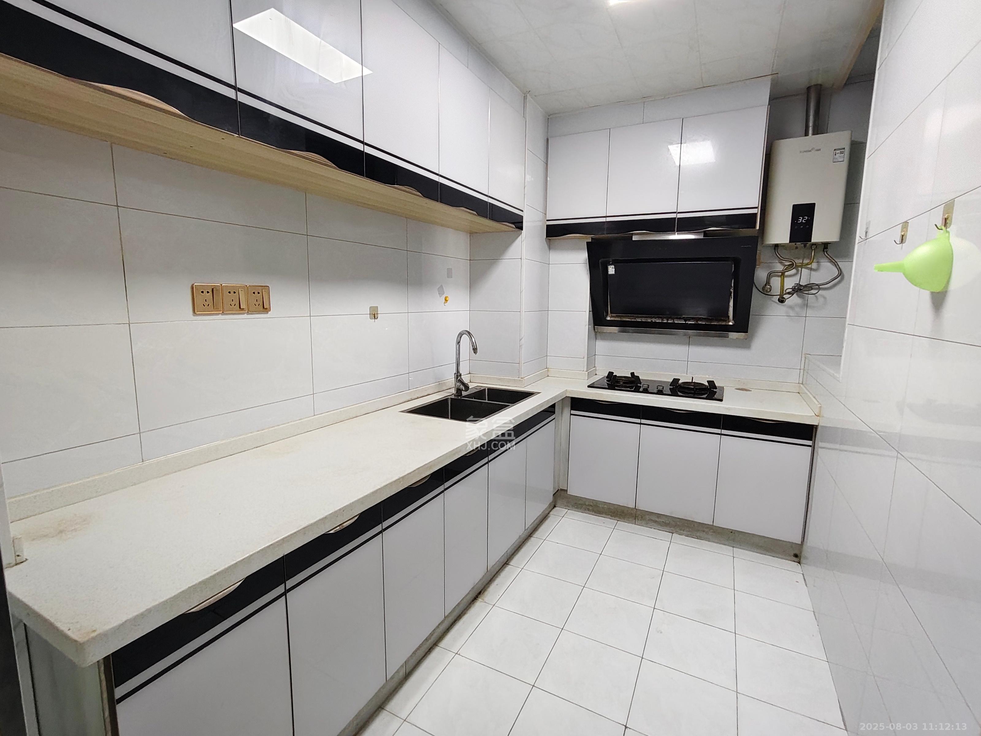 欣积福湾三期 2室2厅1卫 1000.0元/月 欣积福湾三期 2室2厅1卫 1000.0元/月室内图