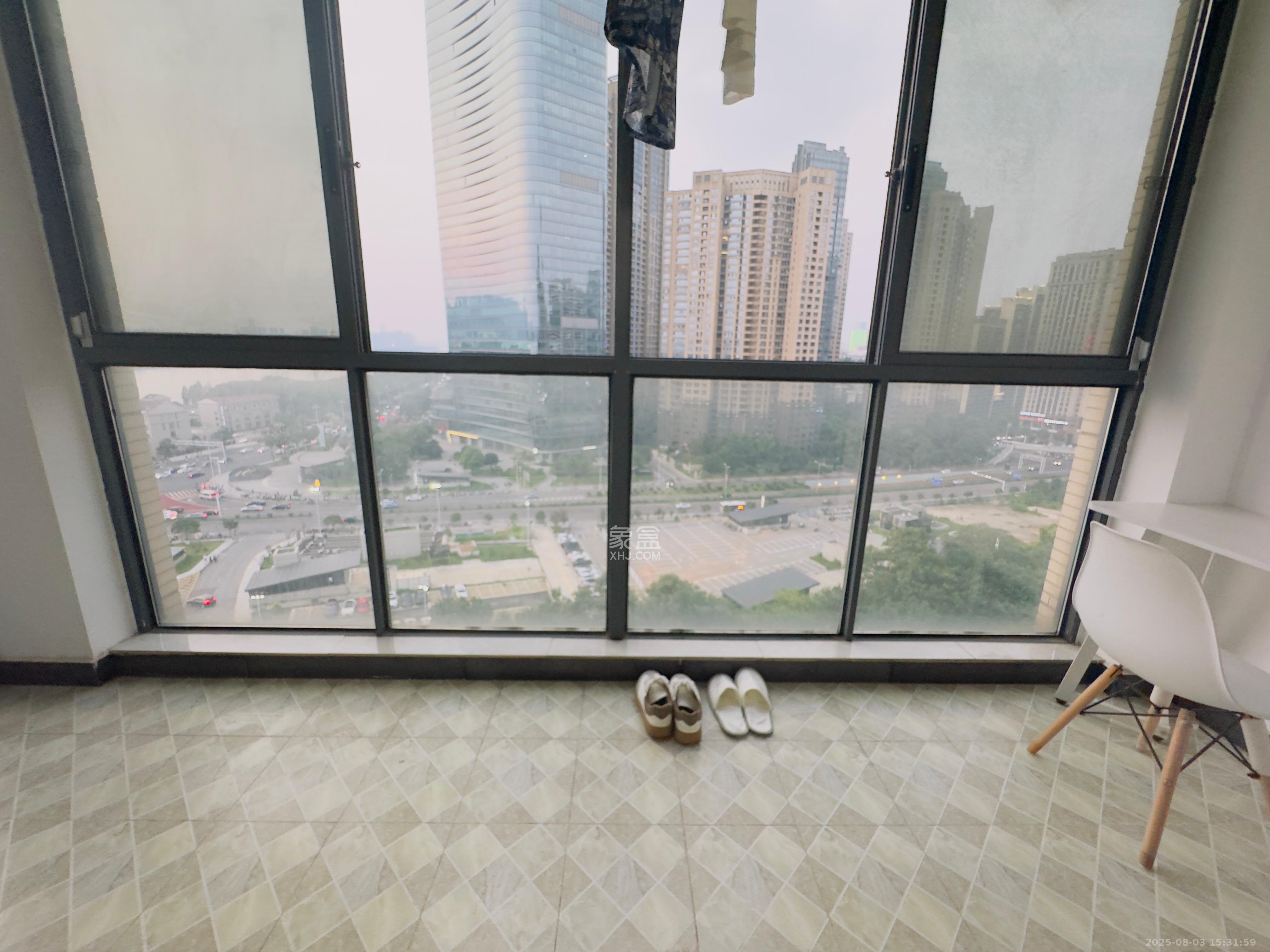 金域南外滩(望江佳园) 3室2厅2卫 5300.0元/月 金域南外滩(望江佳园) 3室2厅2卫 5300.0元/月室内图