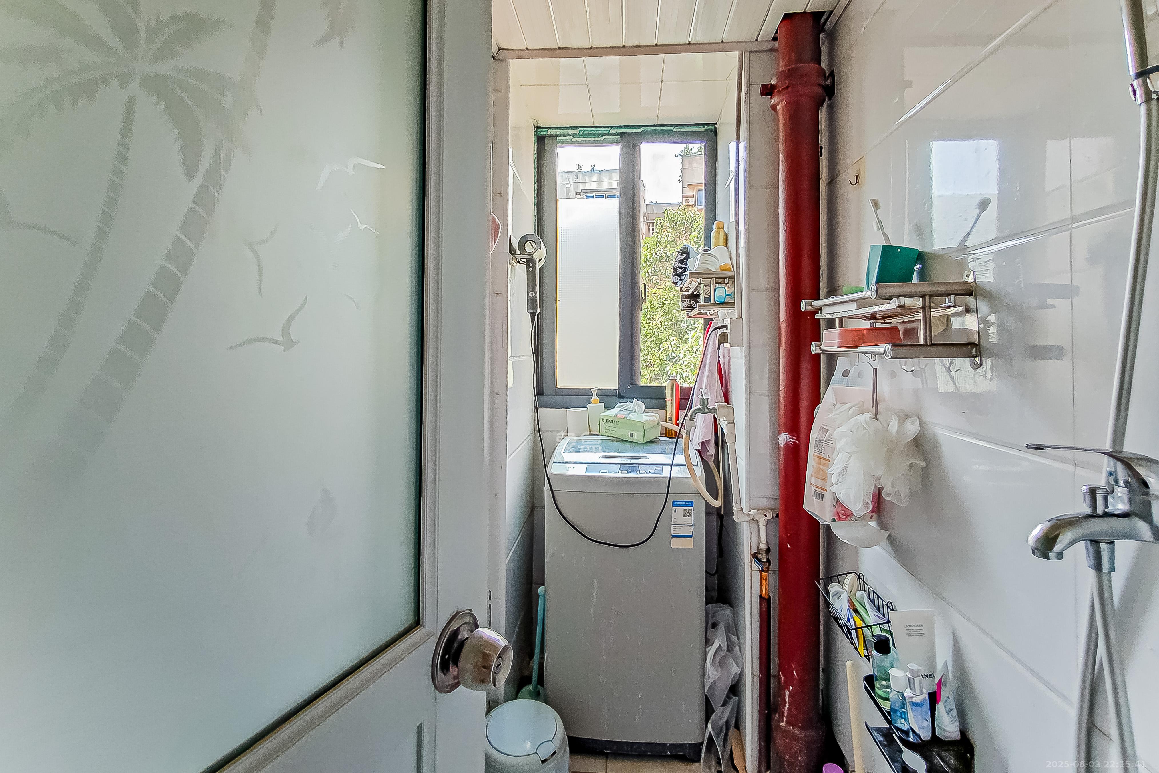 向东南社区  1室1厅1卫    24.0万 向东南社区  1室1厅1卫    24.0万卫生间