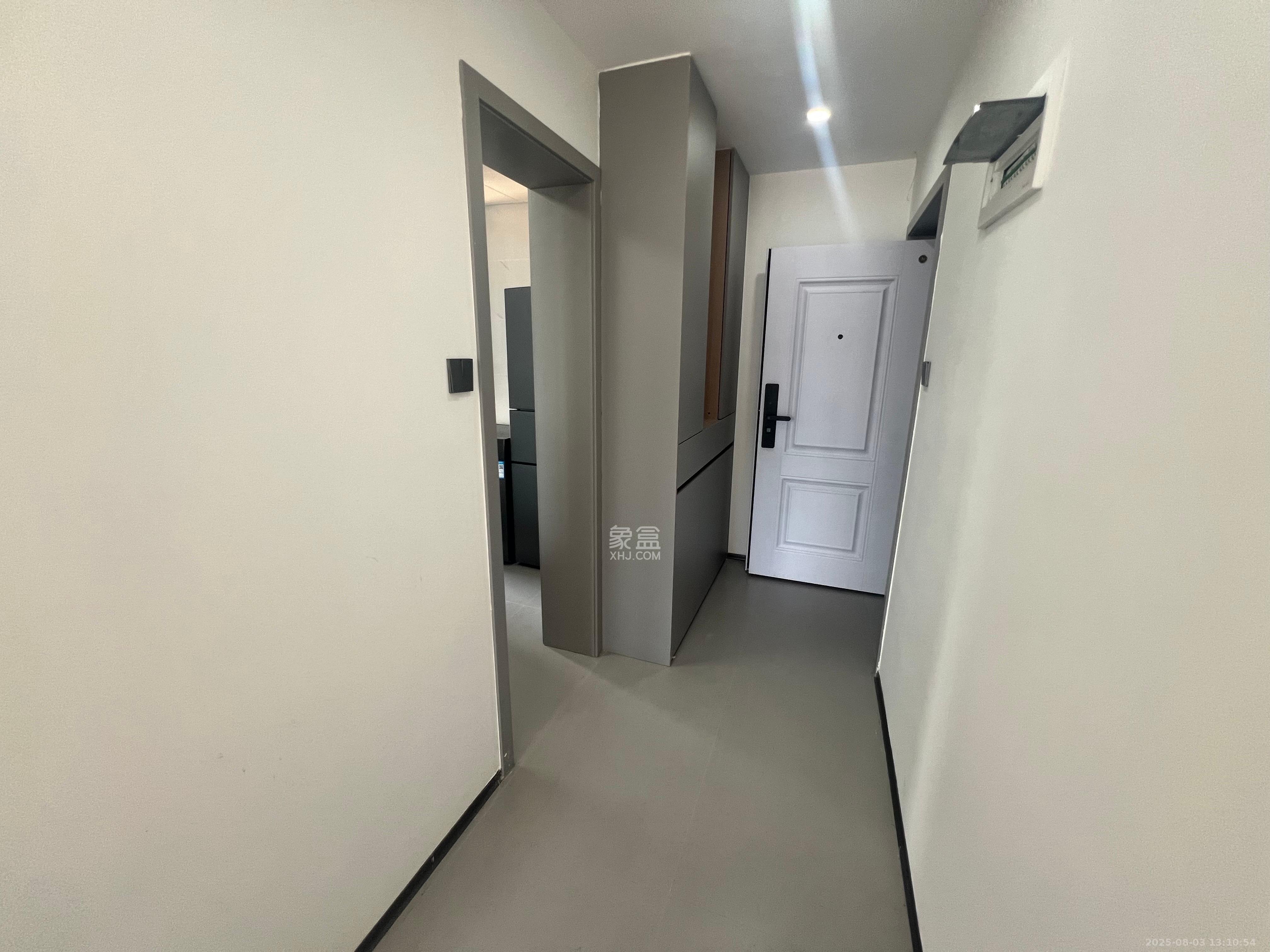 中天广场  2室1厅1卫    3500.0元/月 中天广场  2室1厅1卫    3500.0元/月室内图