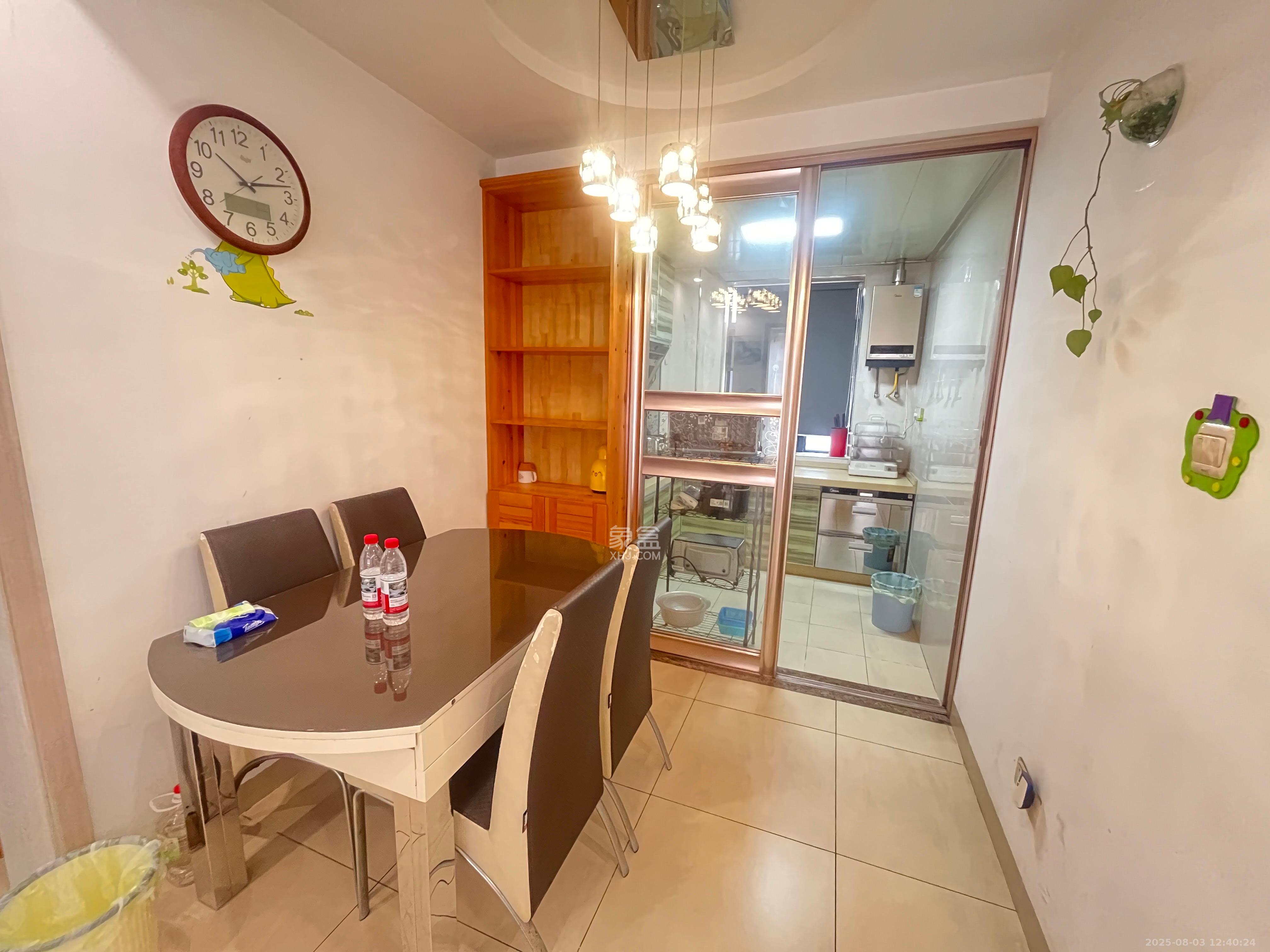 湘水熙园 3室2厅1卫 2800.0元/月 湘水熙园 3室2厅1卫 2800.0元/月室内图