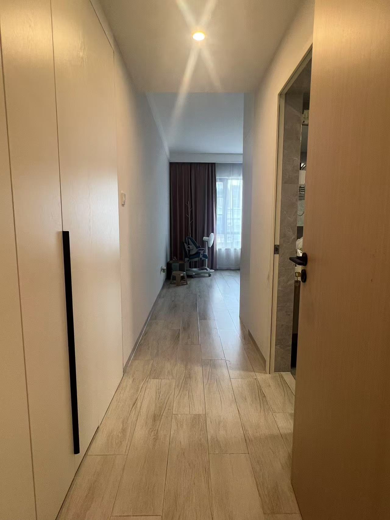 高路华小区  4室2厅2卫   268.00万室内图