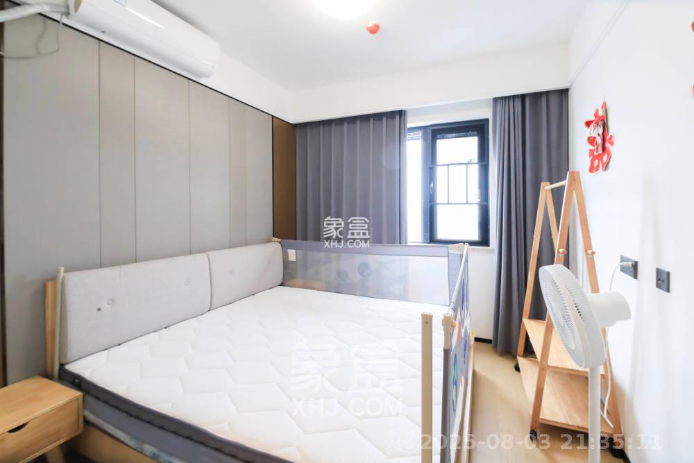 万科魅力之城天阔里  3室2厅2卫    3000.0元/月室内图