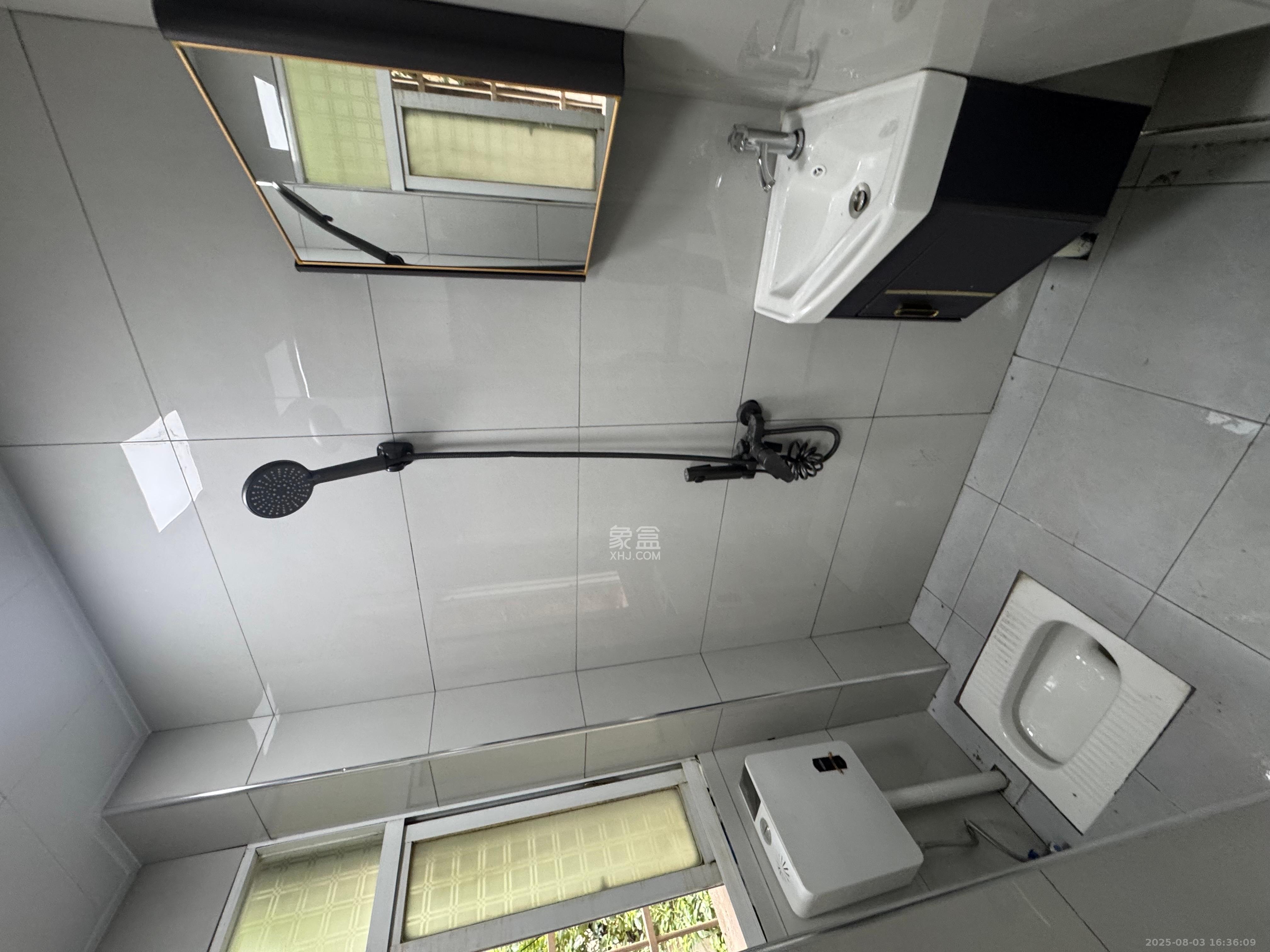 南湖路水工机械厂宿舍  2室2厅1卫    2200.0元/月室内图