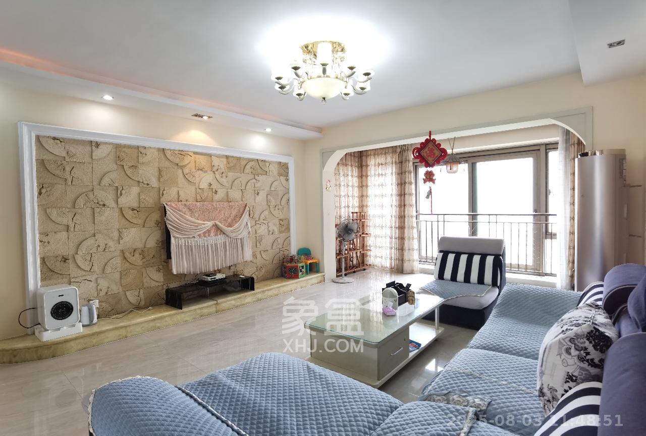 长沙玫瑰园  4室2厅3卫    2200.0元/月 长沙玫瑰园  4室2厅3卫    2200.0元/月