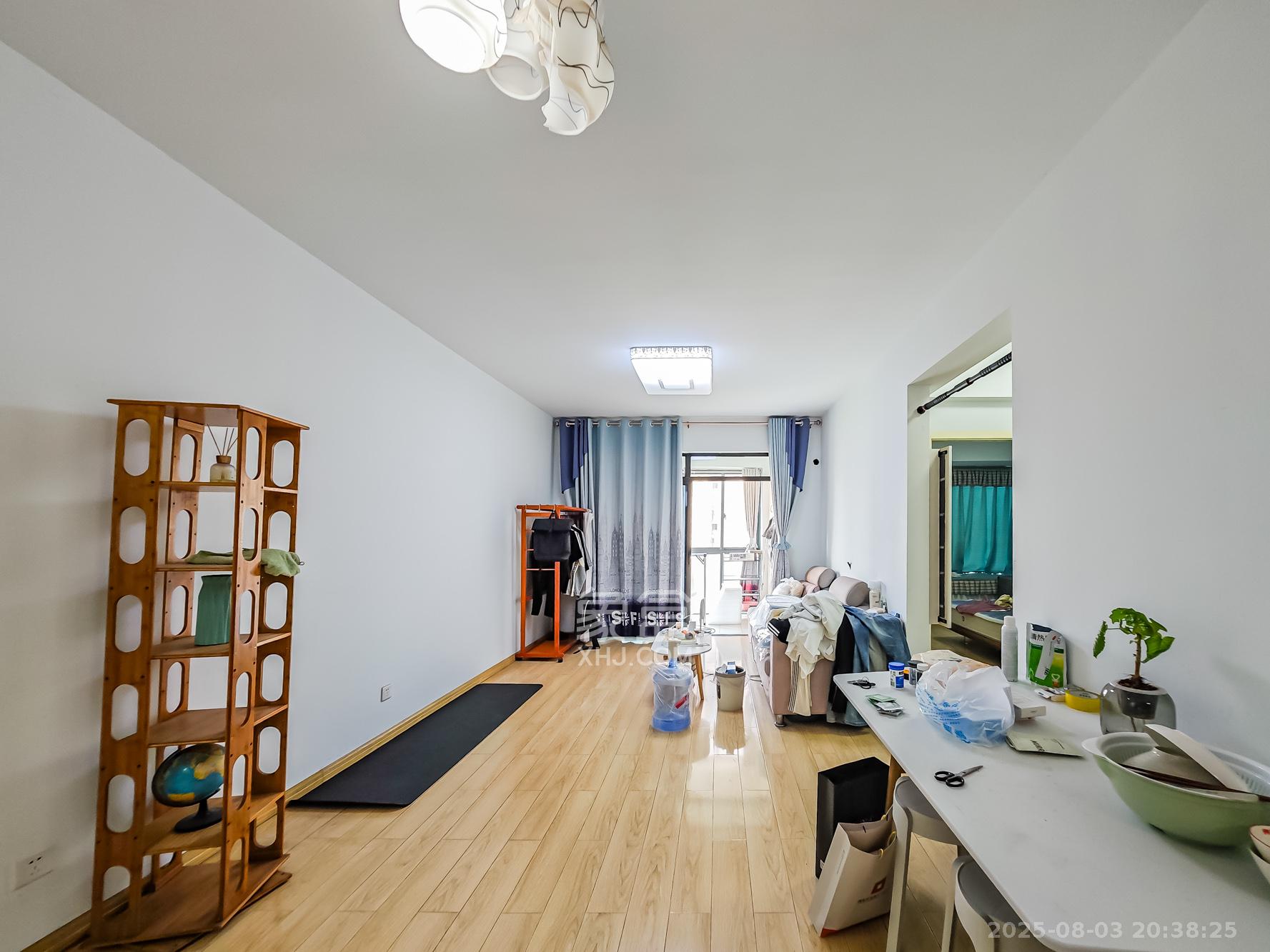 塞纳公馆 2室2厅1卫 58.0万 塞纳公馆 2室2厅1卫 58.0万客厅