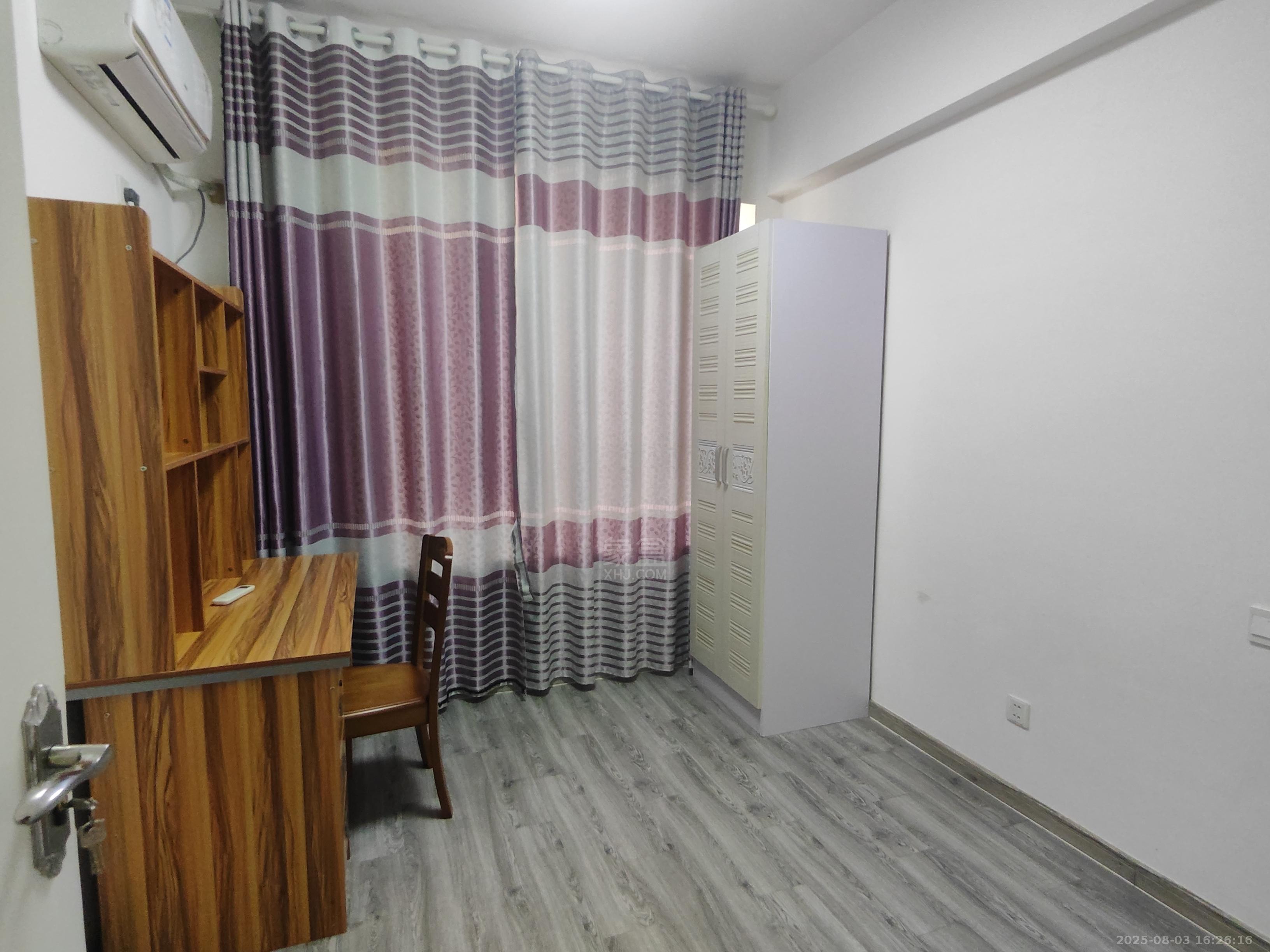 武广国际学苑 4室2厅2卫 2500.0元/月 武广国际学苑 4室2厅2卫 2500.0元/月室内图