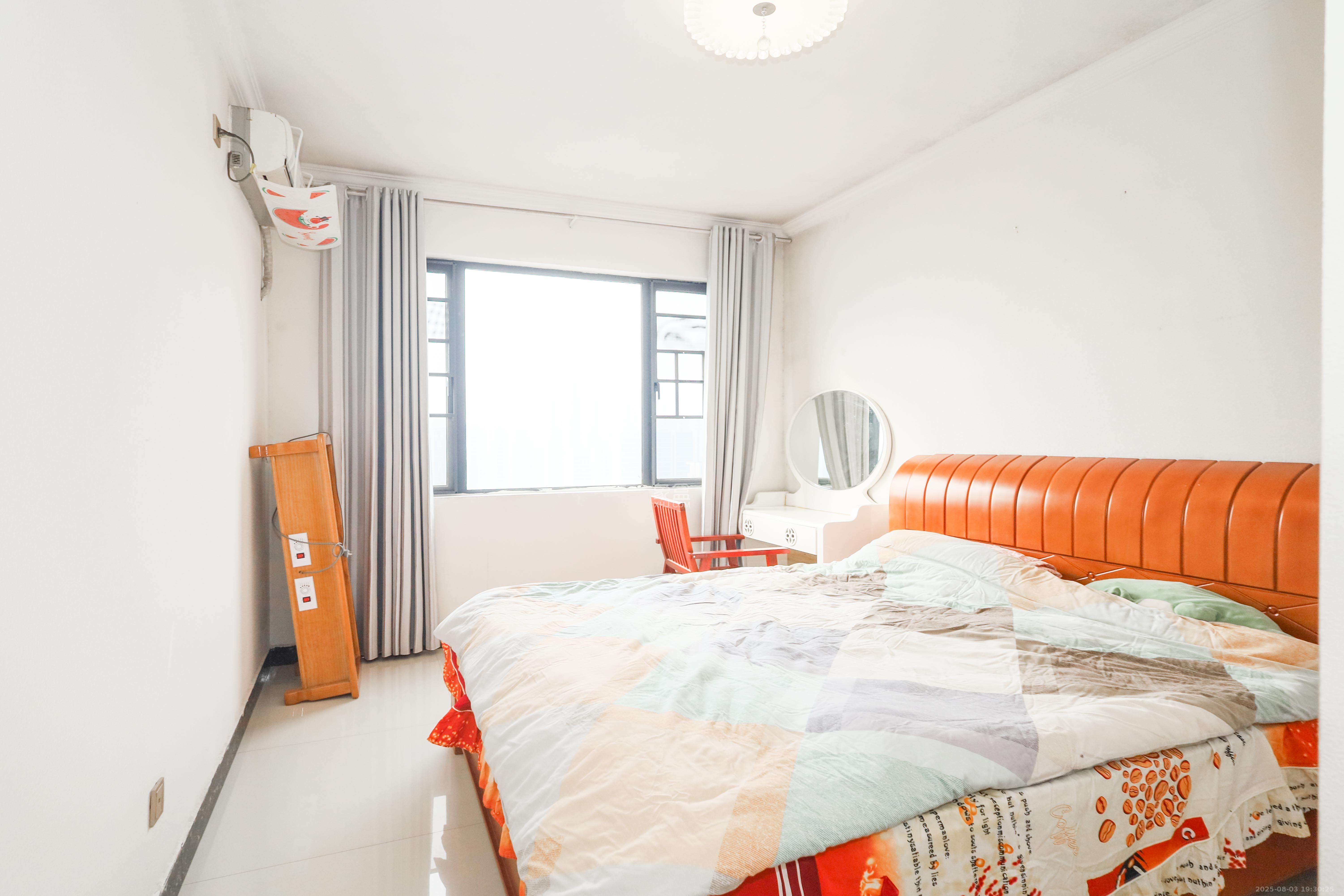 中国铁建梅溪青秀一期  3室1厅2卫    2400.0元/月 中国铁建梅溪青秀一期  3室1厅2卫    2400.0元/月室内图