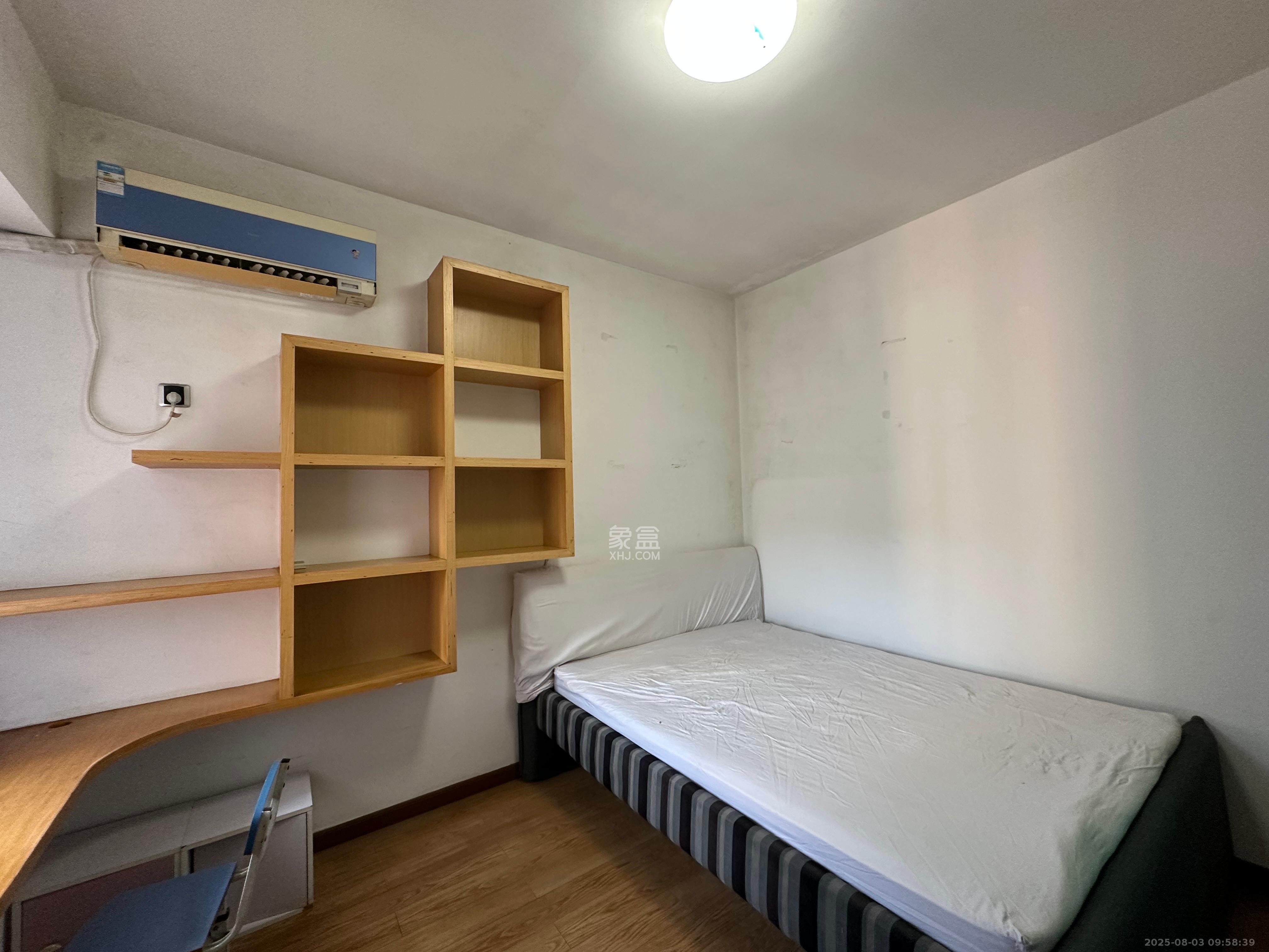 欧园 2室2厅1卫 2500.0元/月 欧园 2室2厅1卫 2500.0元/月室内图