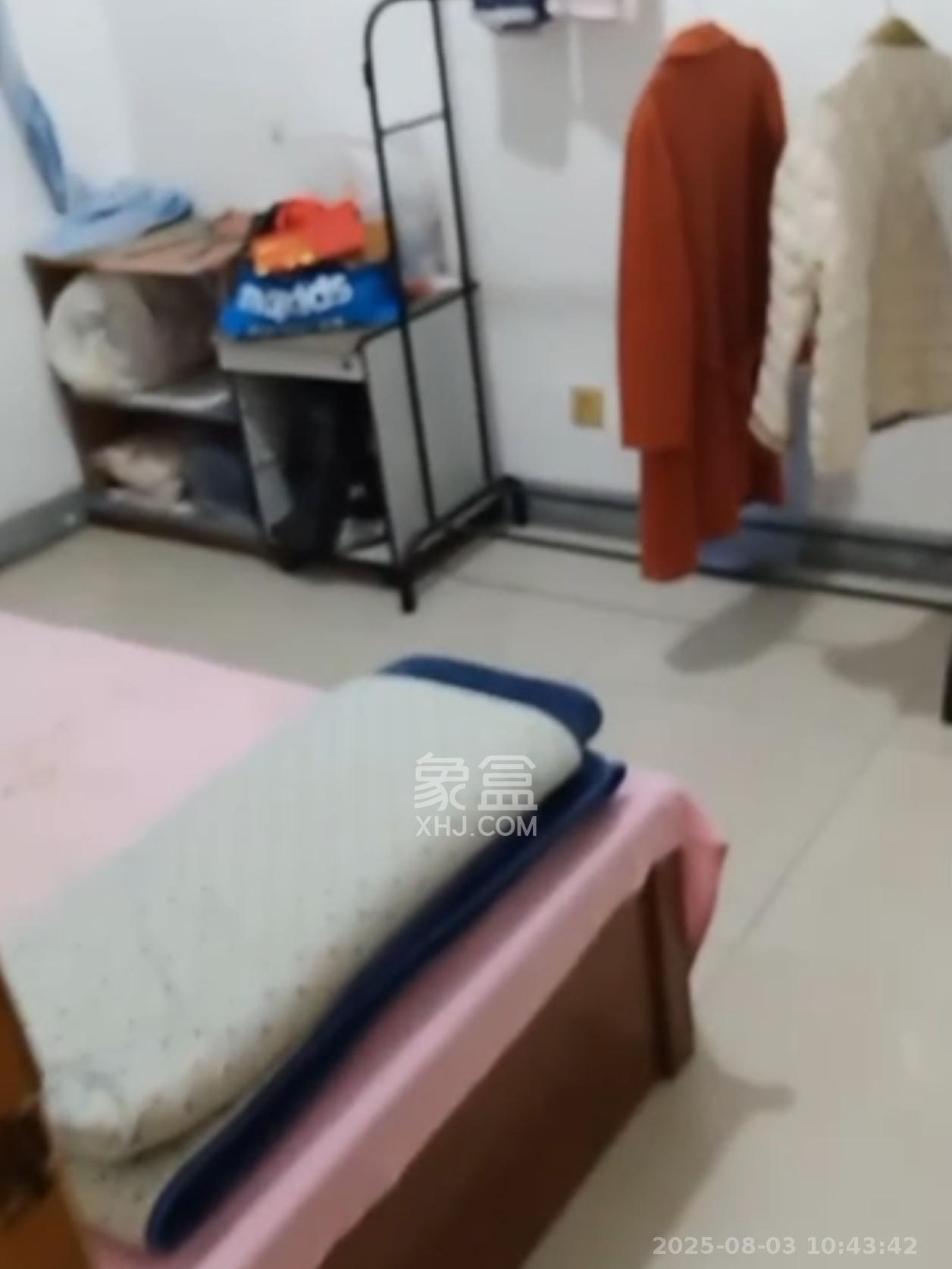 马王堆陶瓷建材新城 3室2厅1卫 1700.0元/月 马王堆陶瓷建材新城 3室2厅1卫 1700.0元/月室内图