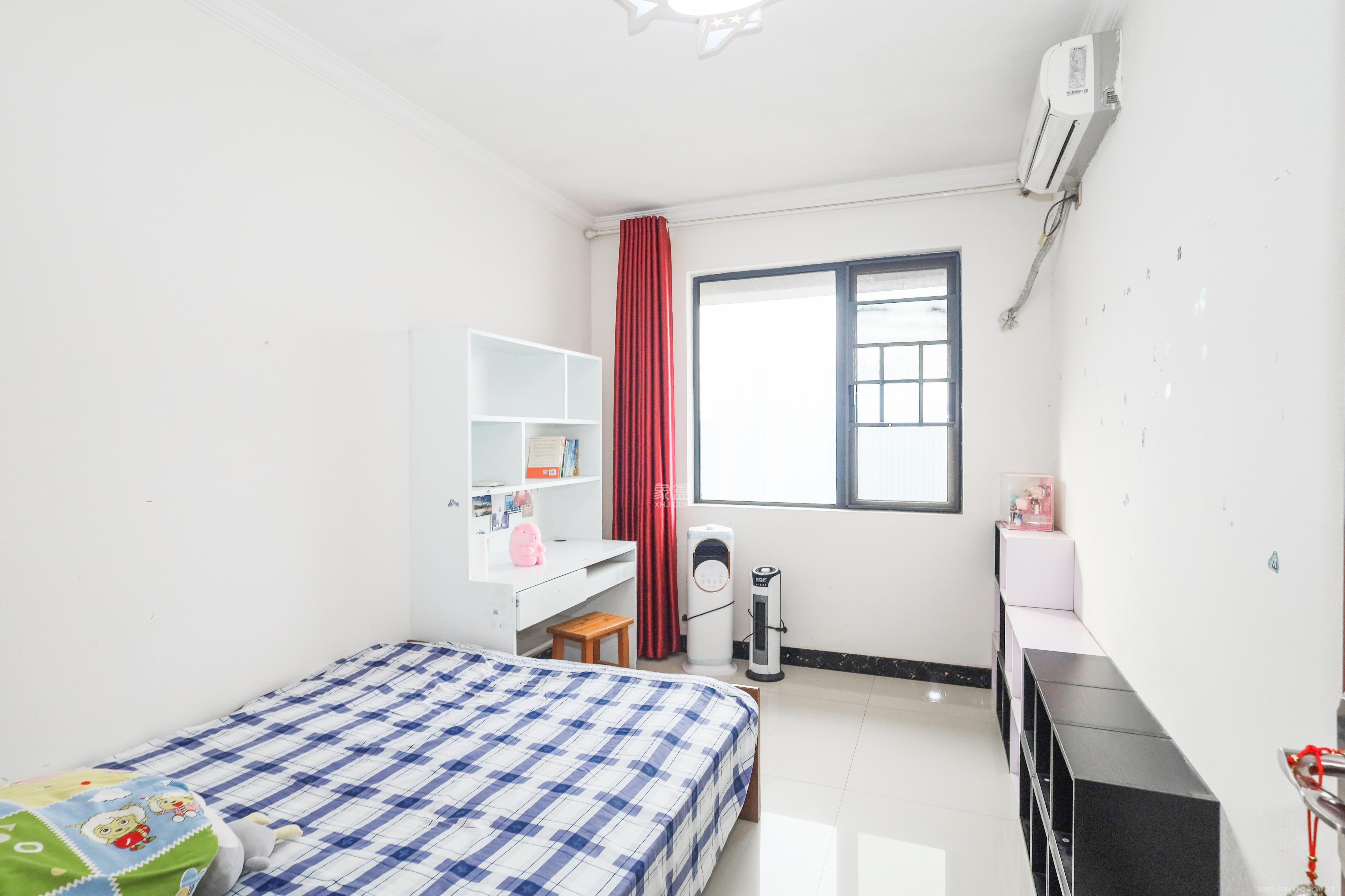 中国铁建梅溪青秀一期  3室1厅2卫    2400.0元/月 中国铁建梅溪青秀一期  3室1厅2卫    2400.0元/月室内图