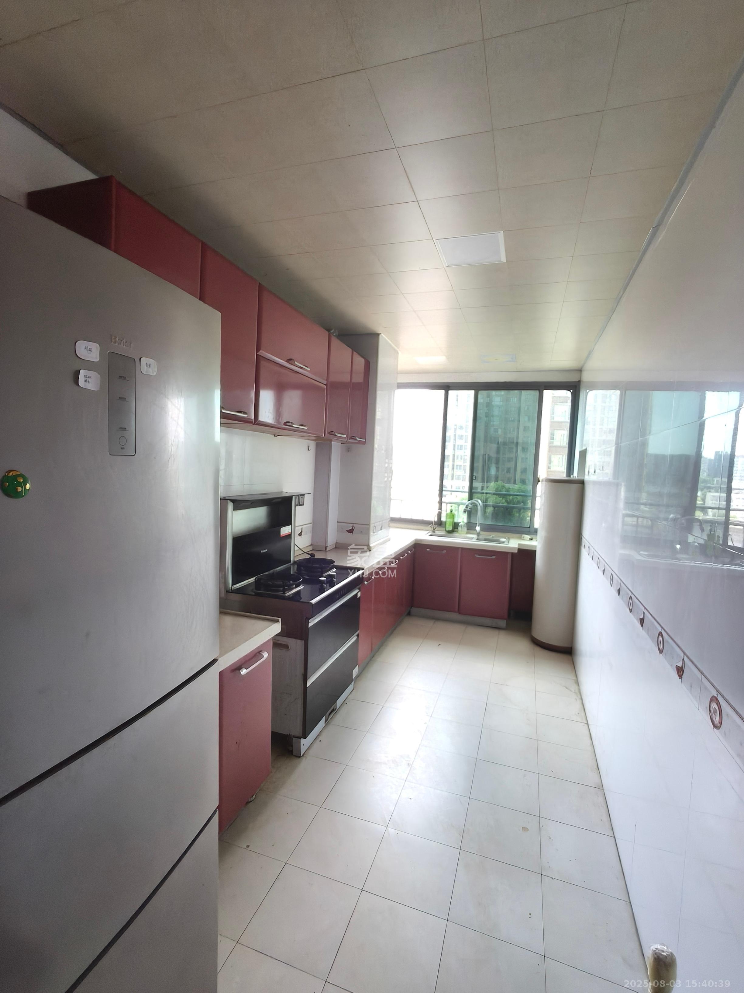 夏威夷碧水春城(碧桂园城市花园)  3室2厅2卫    3300.0元/月 夏威夷碧水春城(碧桂园城市花园)  3室2厅2卫    3300.0元/月室内图