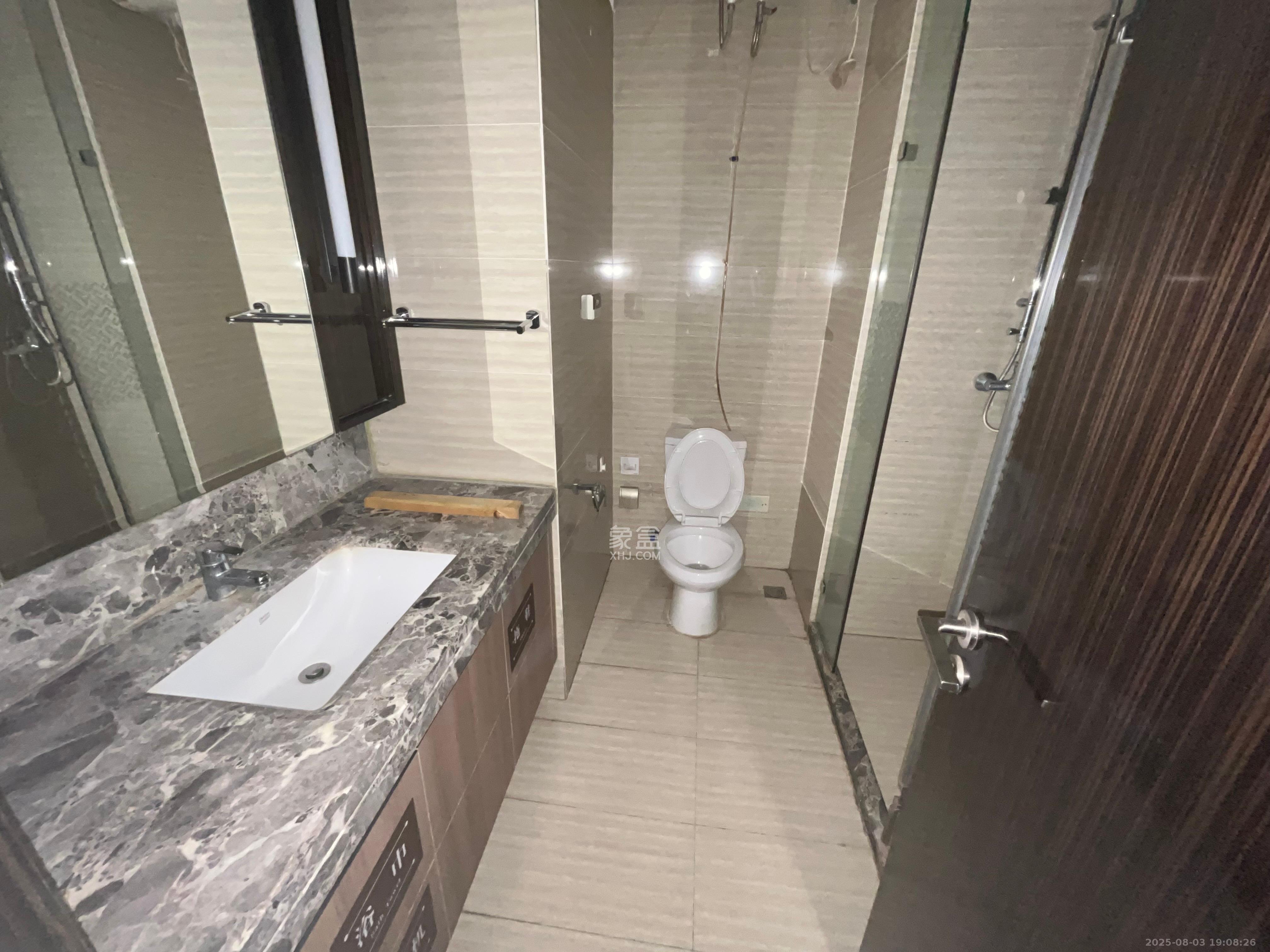 华远国际公寓  1室1厅1卫    3000.0元/月室内图