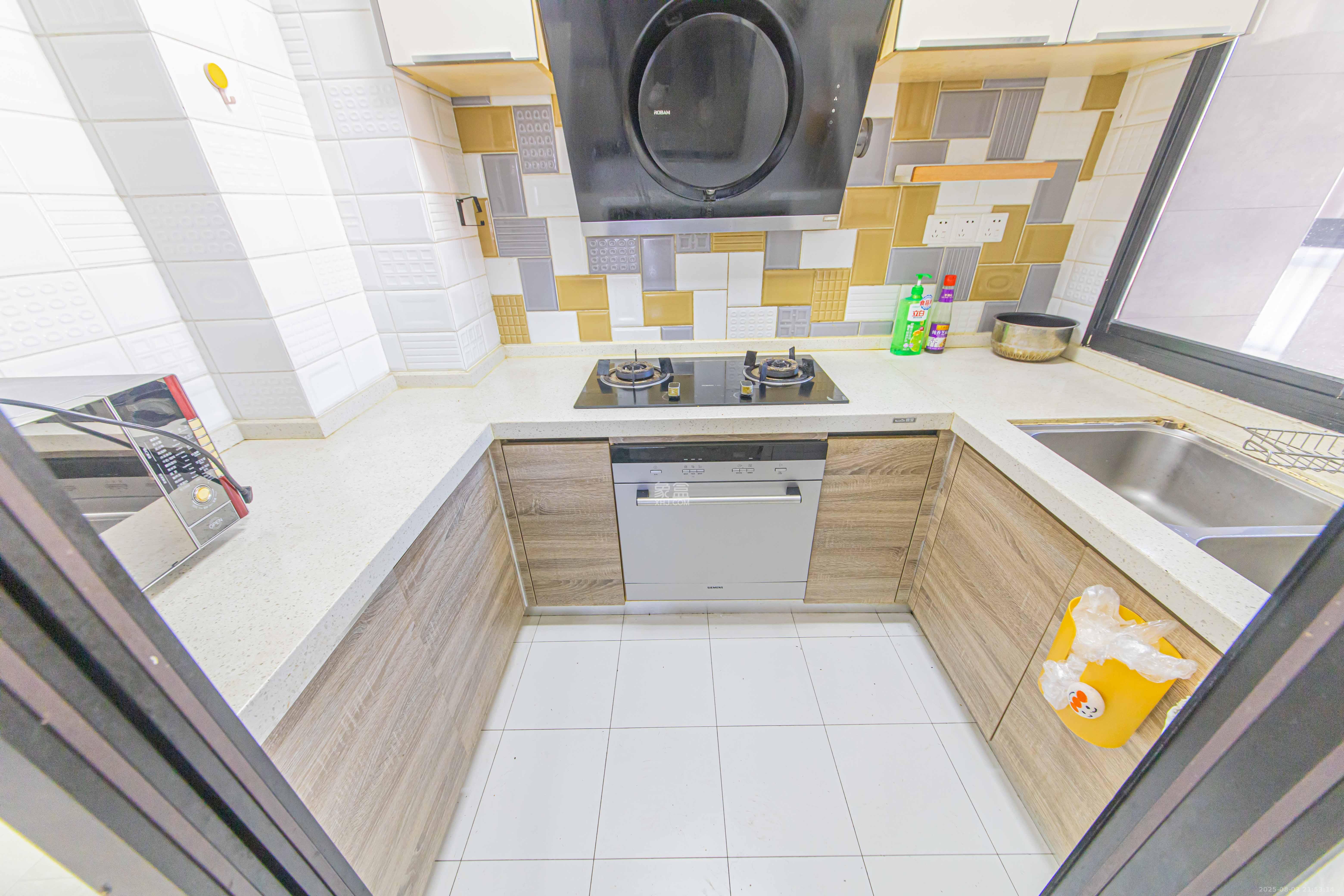 中建芙蓉嘉苑  4室2厅1卫    98.0万 中建芙蓉嘉苑  4室2厅1卫    98.0万厨房