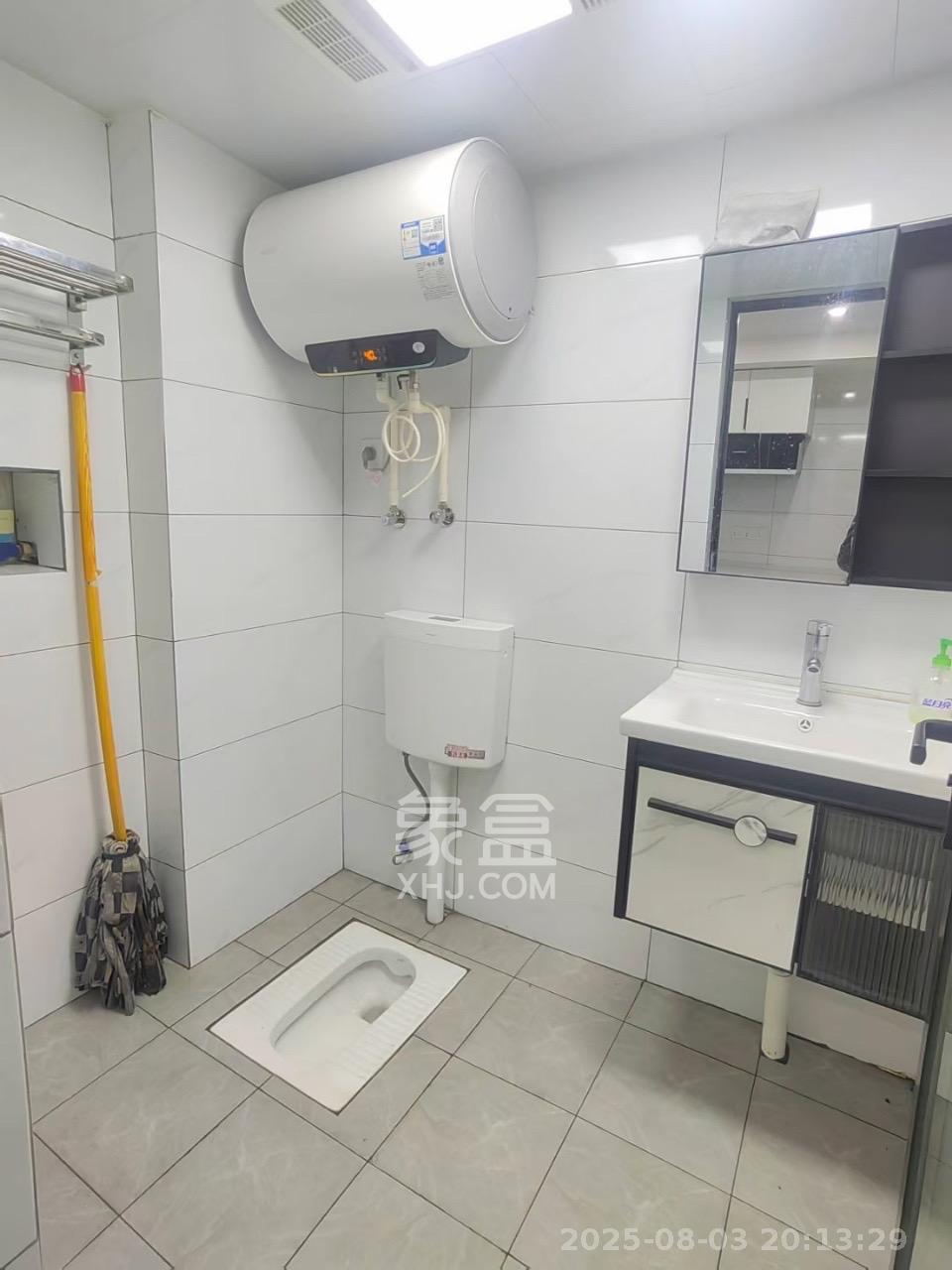 东方公寓 1室1厅1卫 1800.00元/月 东方公寓 1室1厅1卫 1800.00元/月室内图