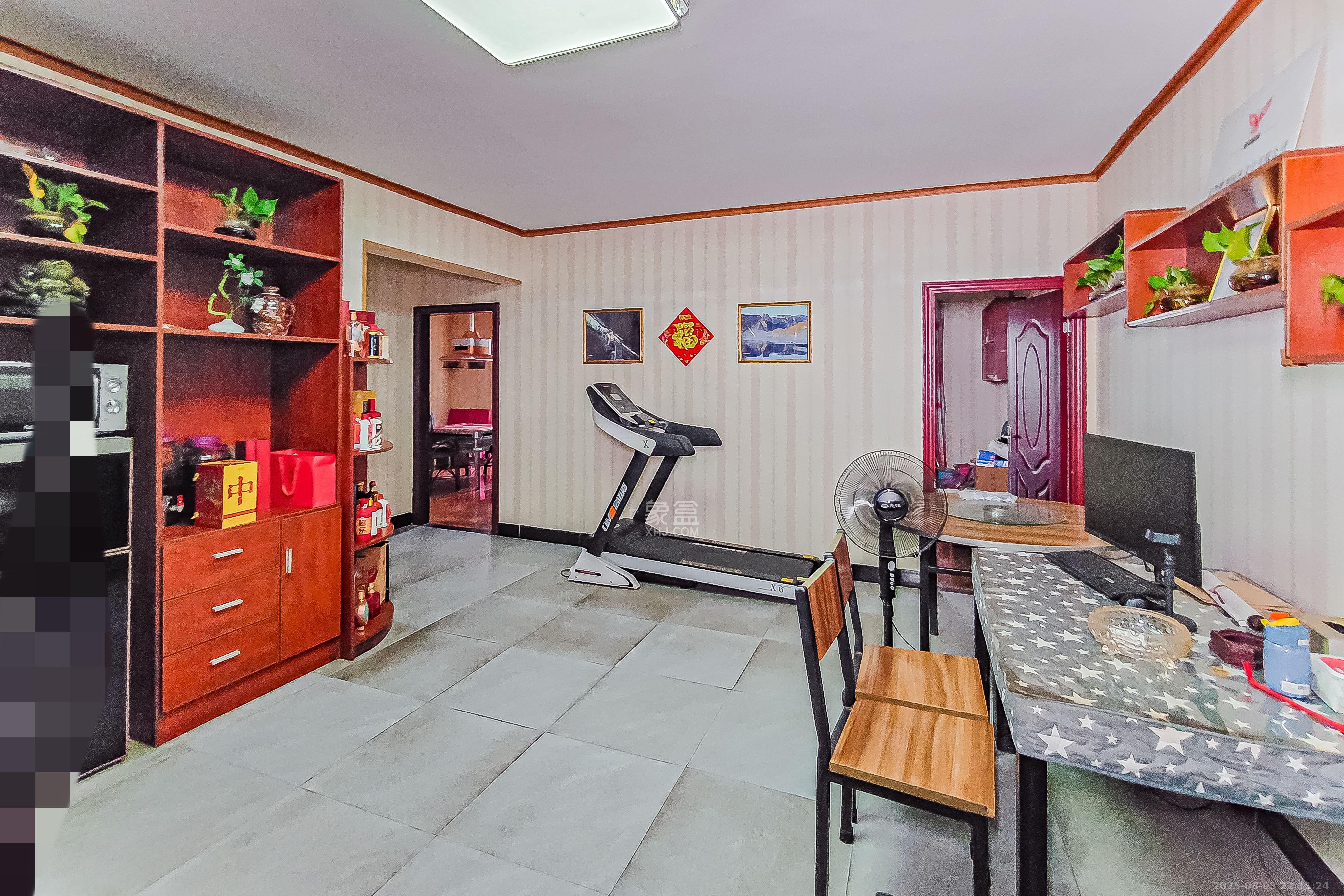 中域蓉城 3室2厅2卫 105.00万 中域蓉城 3室2厅2卫 105.00万客厅