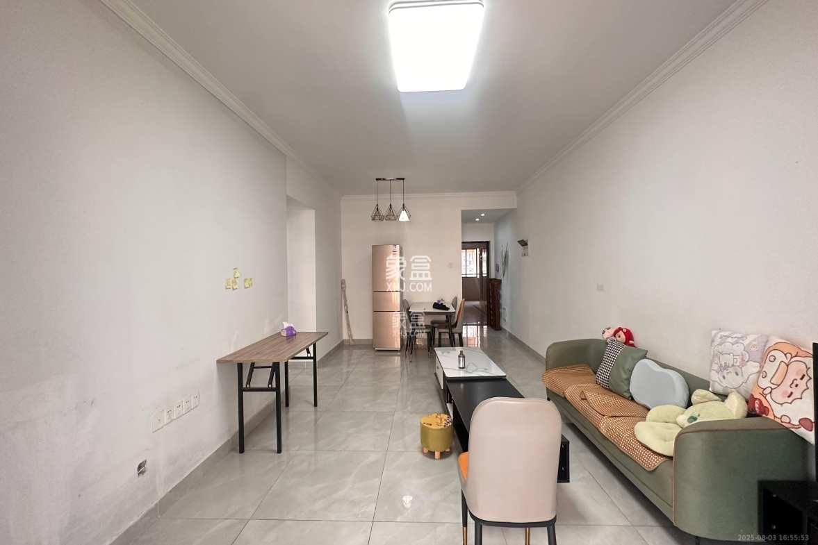 勤诚达新界  3室2厅1卫    1800.0元/月 勤诚达新界  3室2厅1卫    1800.0元/月室内图