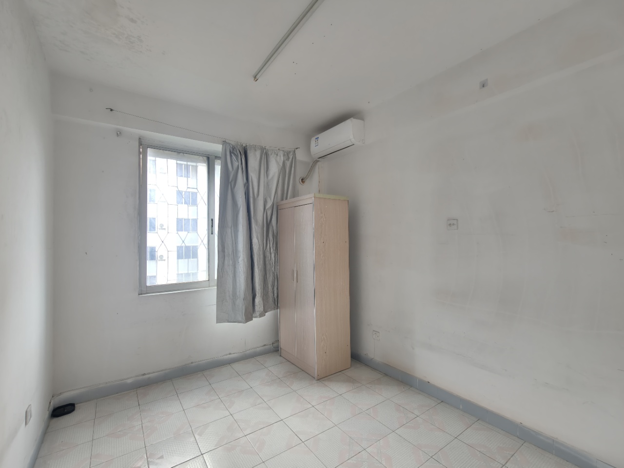 国科园小区 2室2厅1卫 1500.0元/月 国科园小区 2室2厅1卫 1500.0元/月室内图