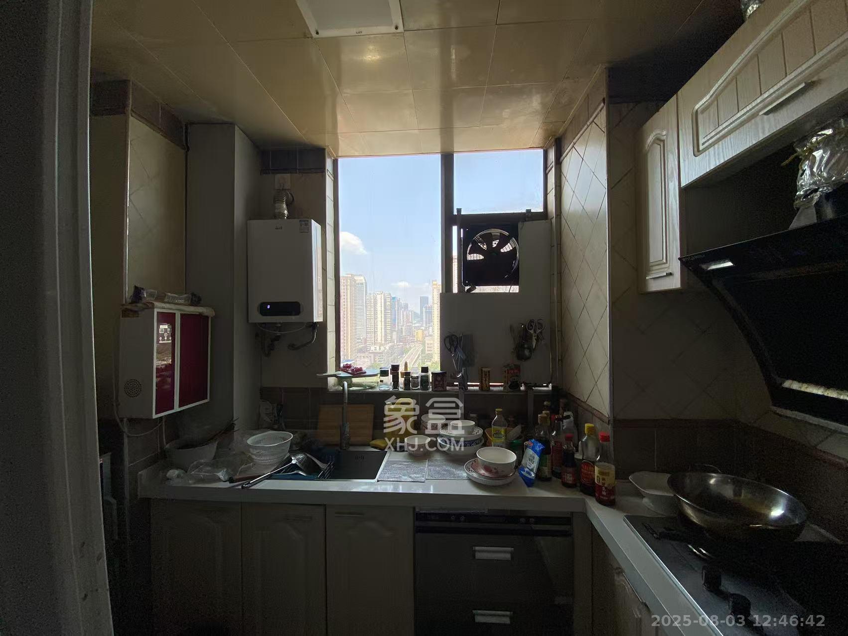 昊天大厦  3室1厅1卫    3300.0元/月室内图